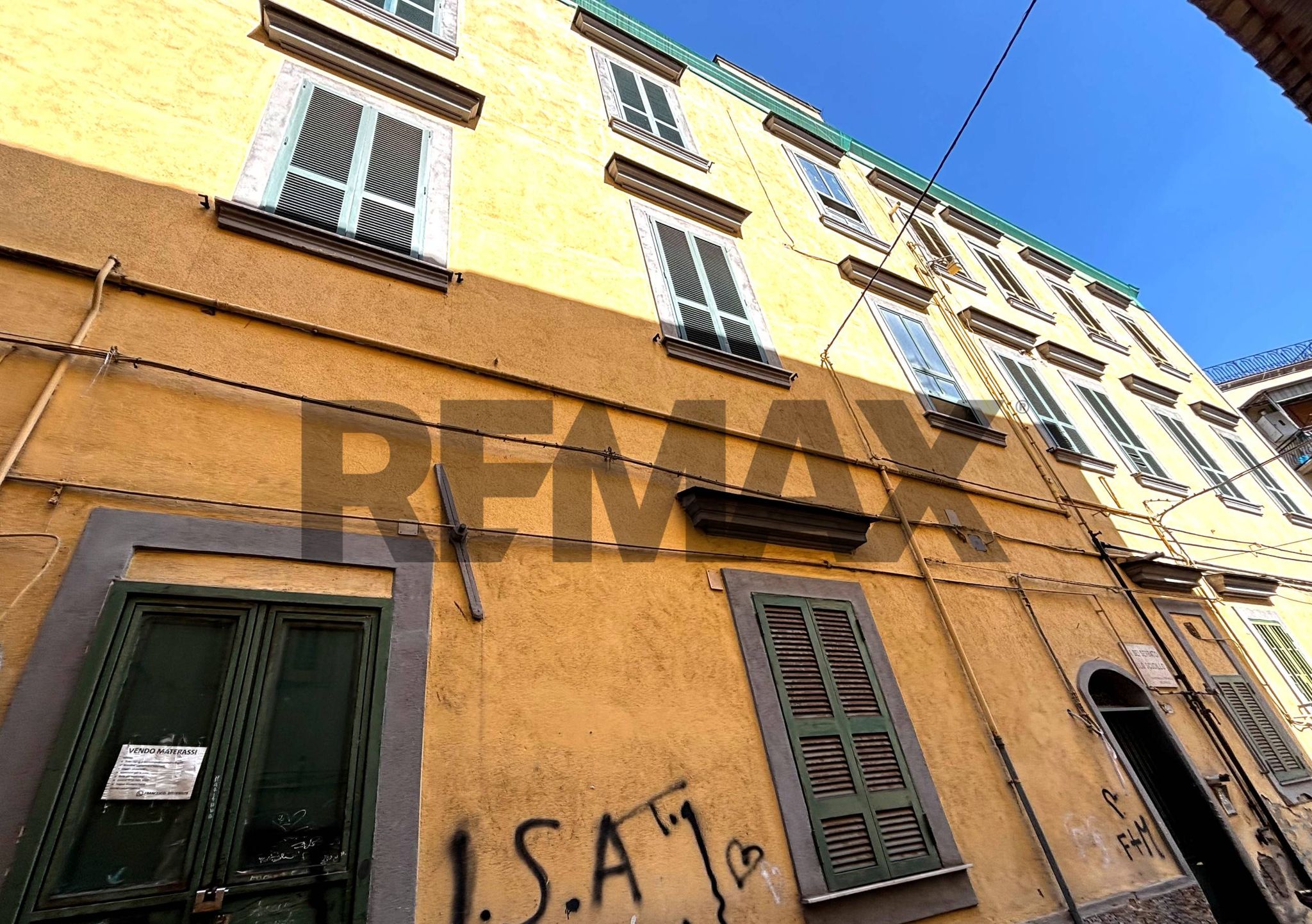 Edificio all'aperto
