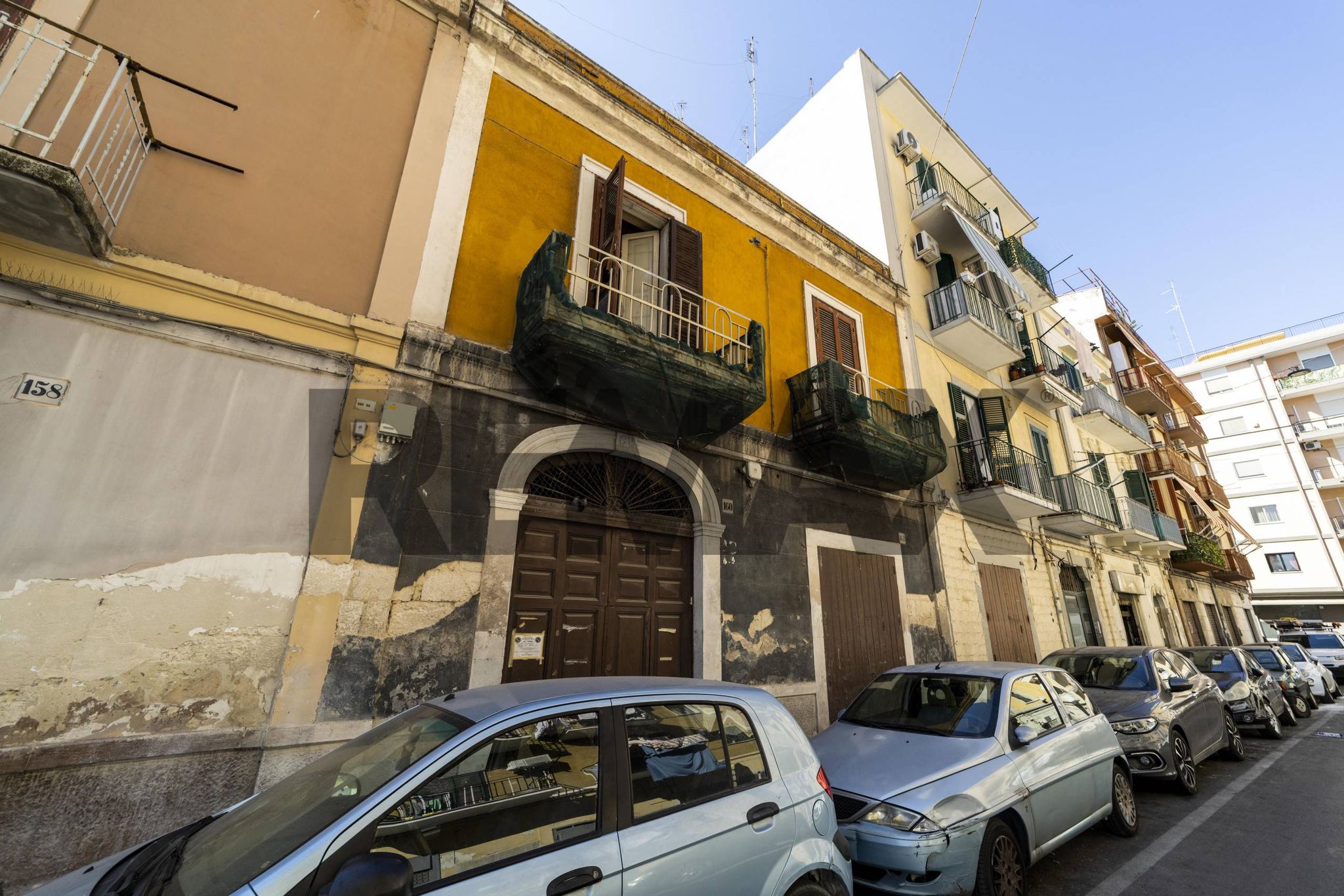 Edificio all'aperto