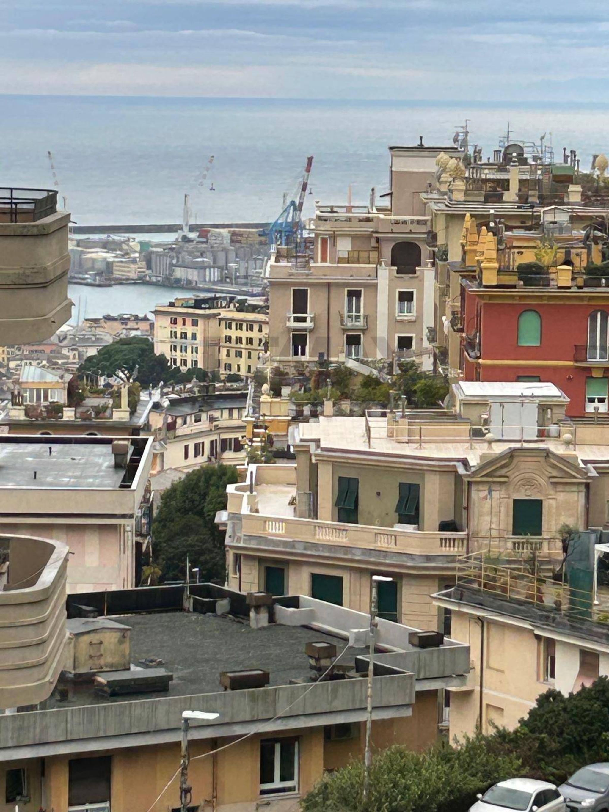 Immobile a Genova