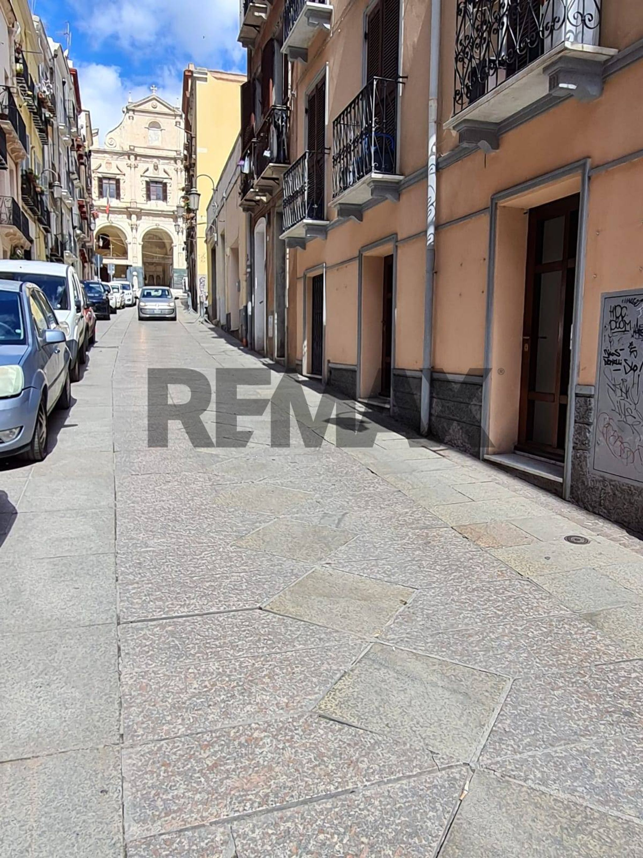 Edificio all'aperto