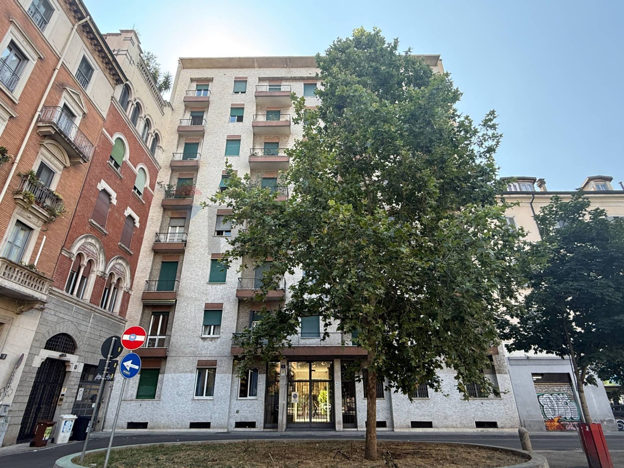 Edificio all'aperto