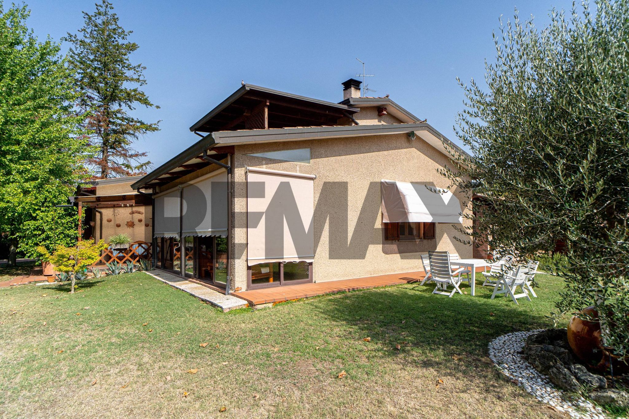 Casa all'aperto