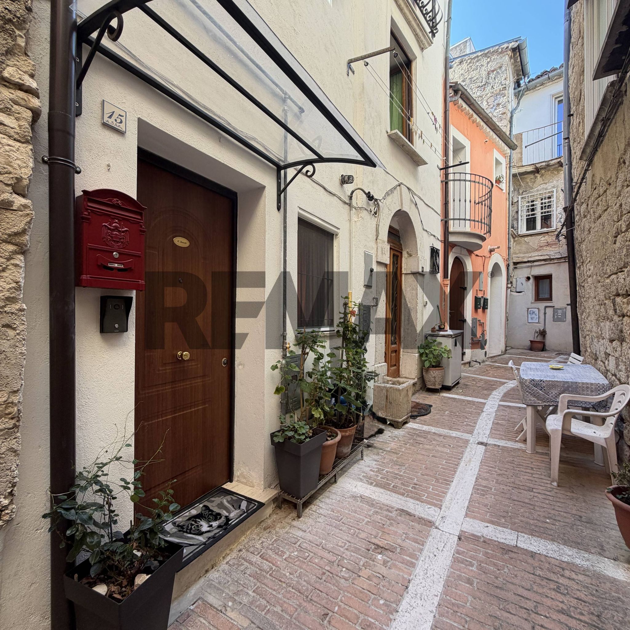 Edificio all'aperto