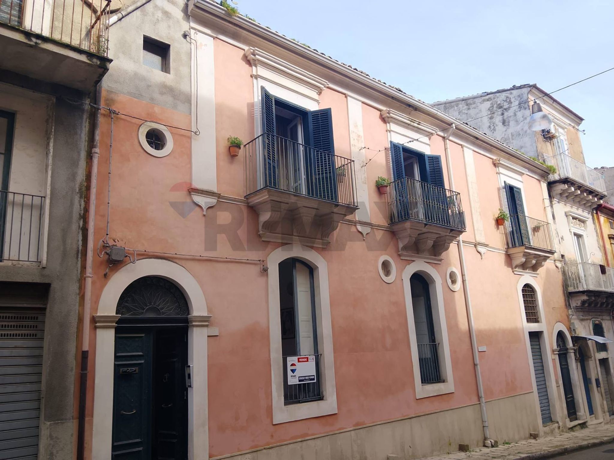 Edificio all'aperto