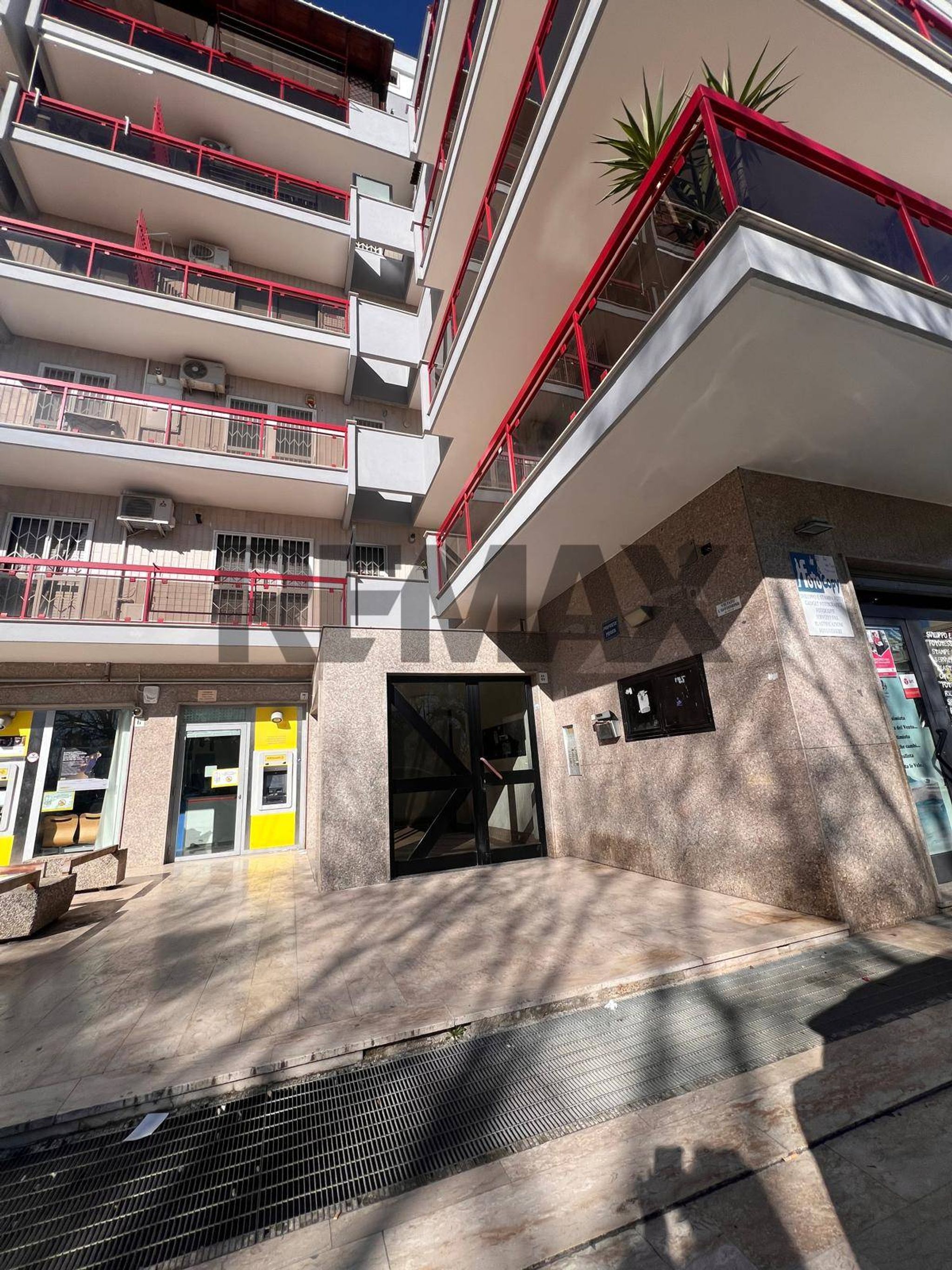 Edificio all'aperto