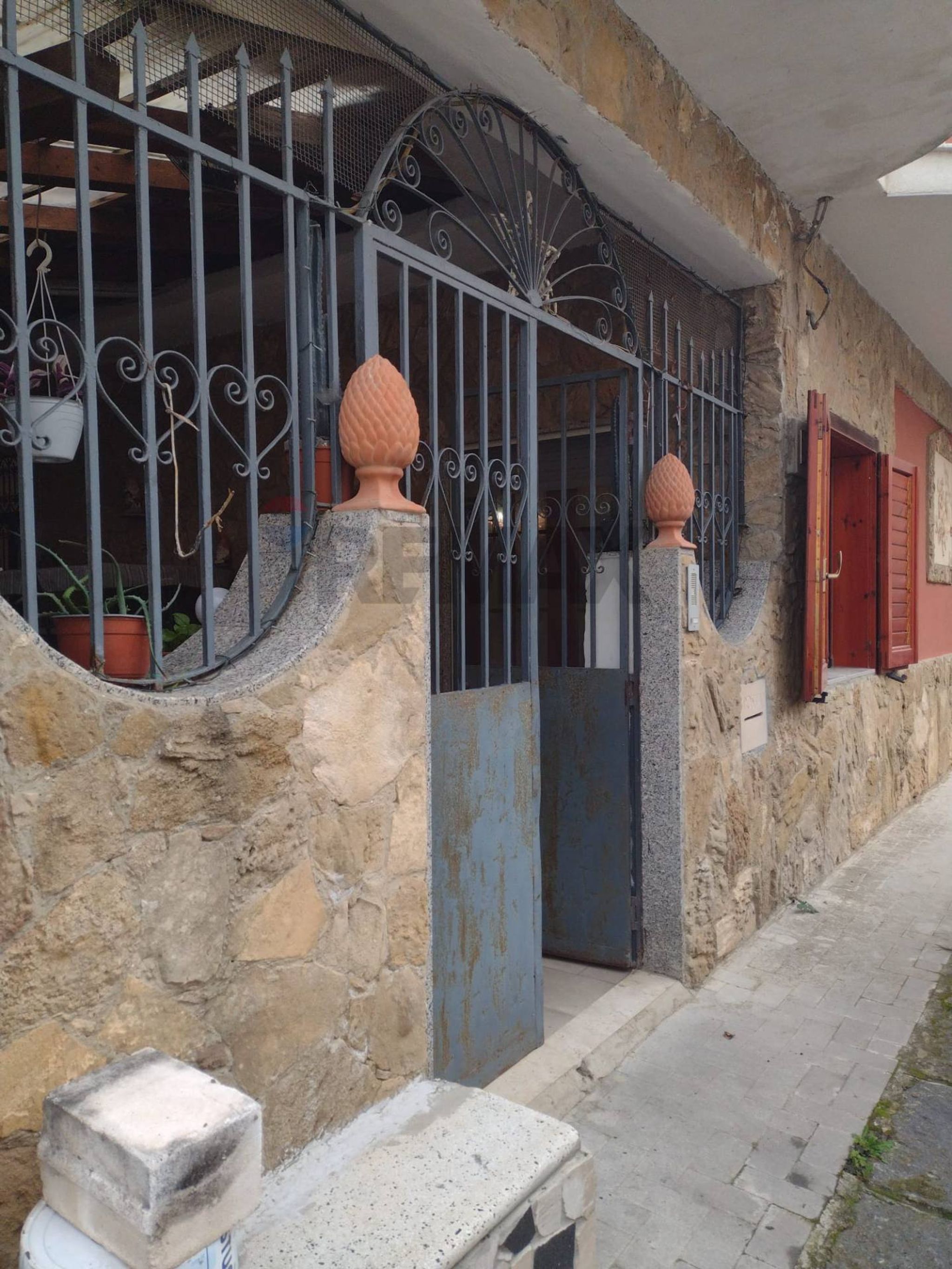Edificio all'aperto
