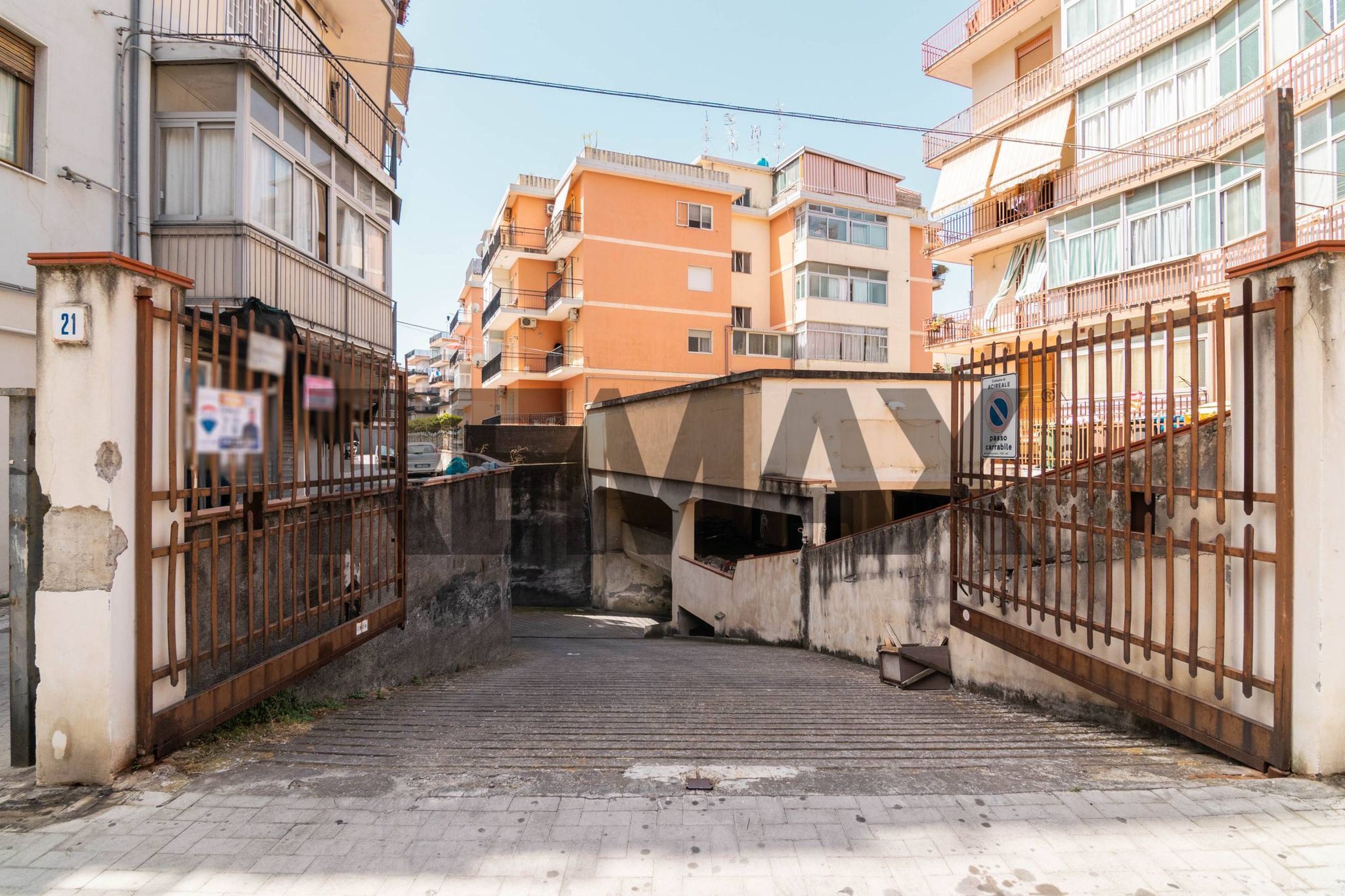 Immobile a Acireale