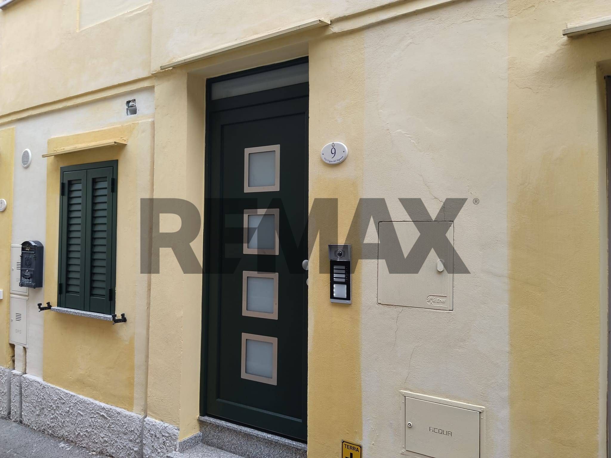 Edificio all'aperto