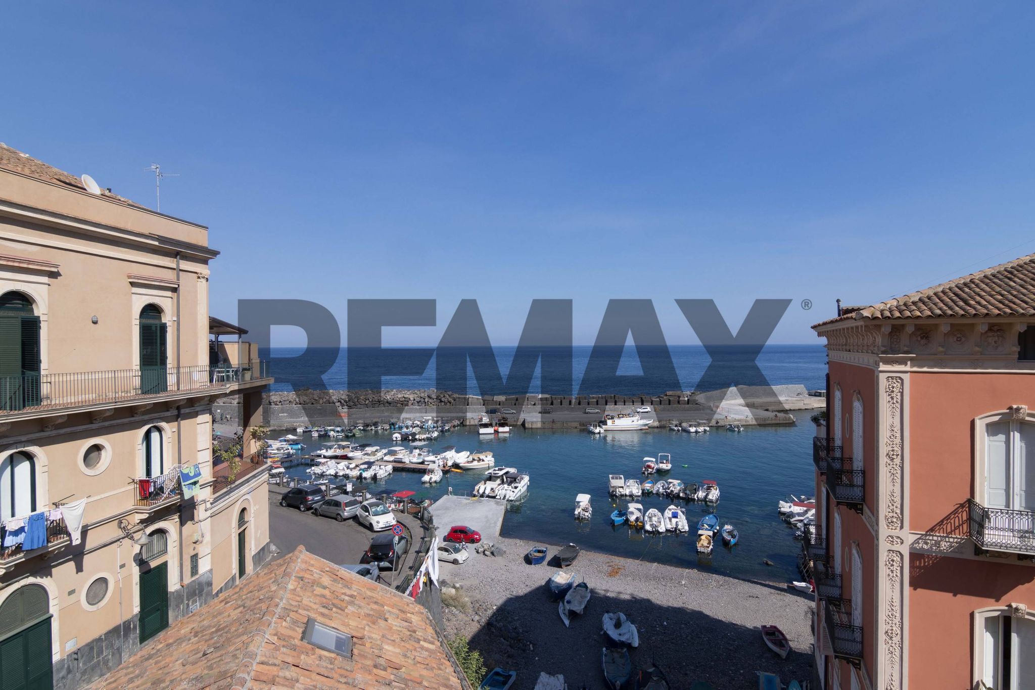 Immobile a Acireale