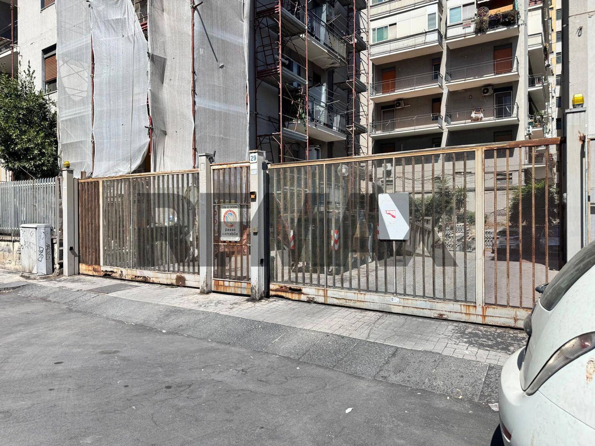 Edificio all'aperto