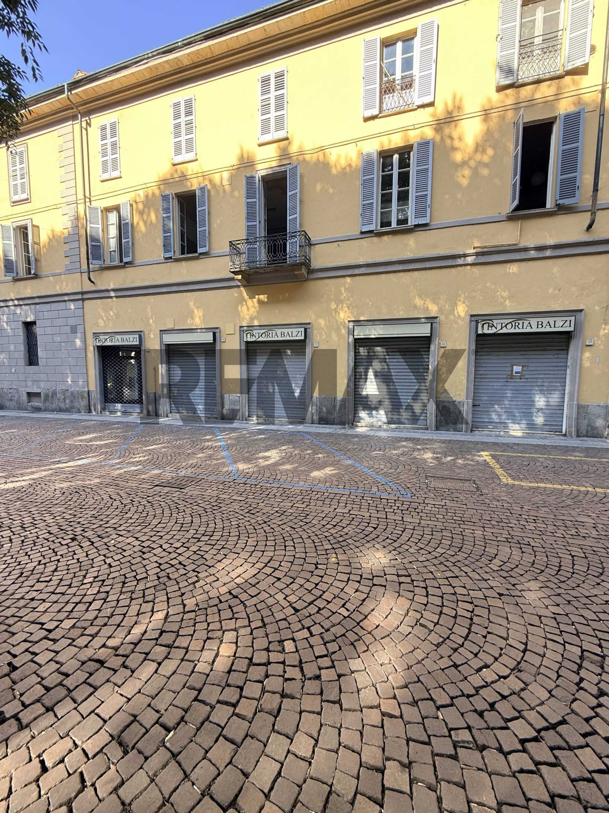 Edificio all'aperto