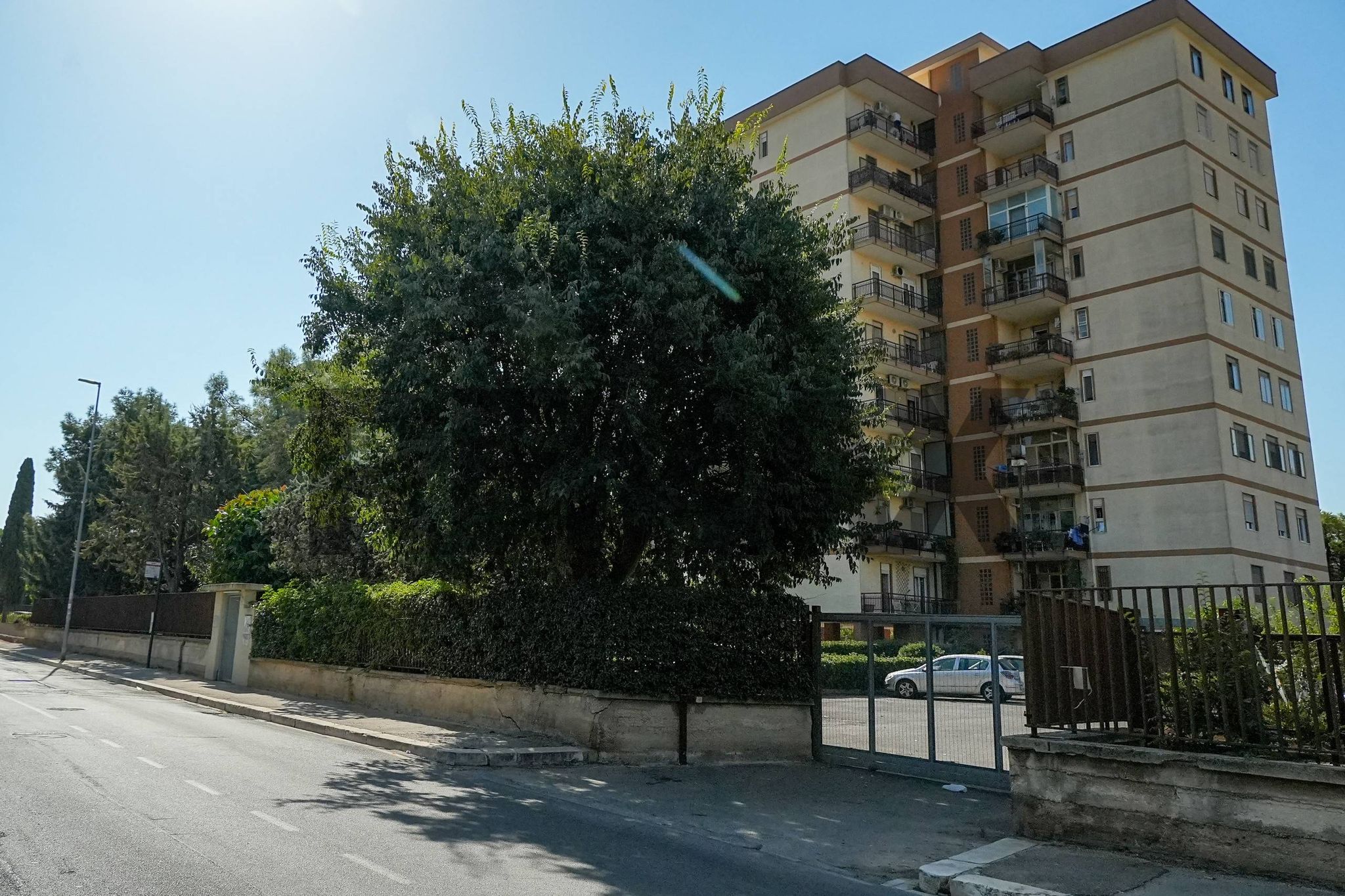 Edificio all'aperto