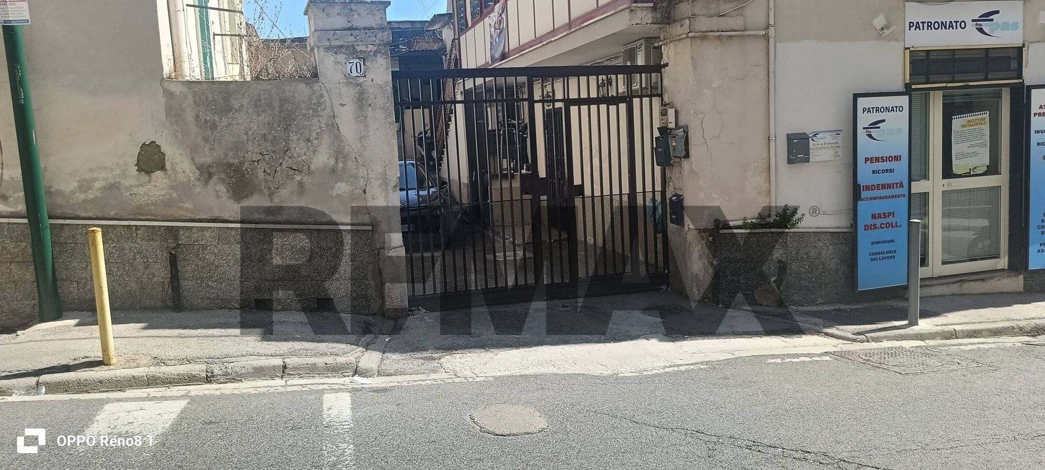 Edificio all'aperto