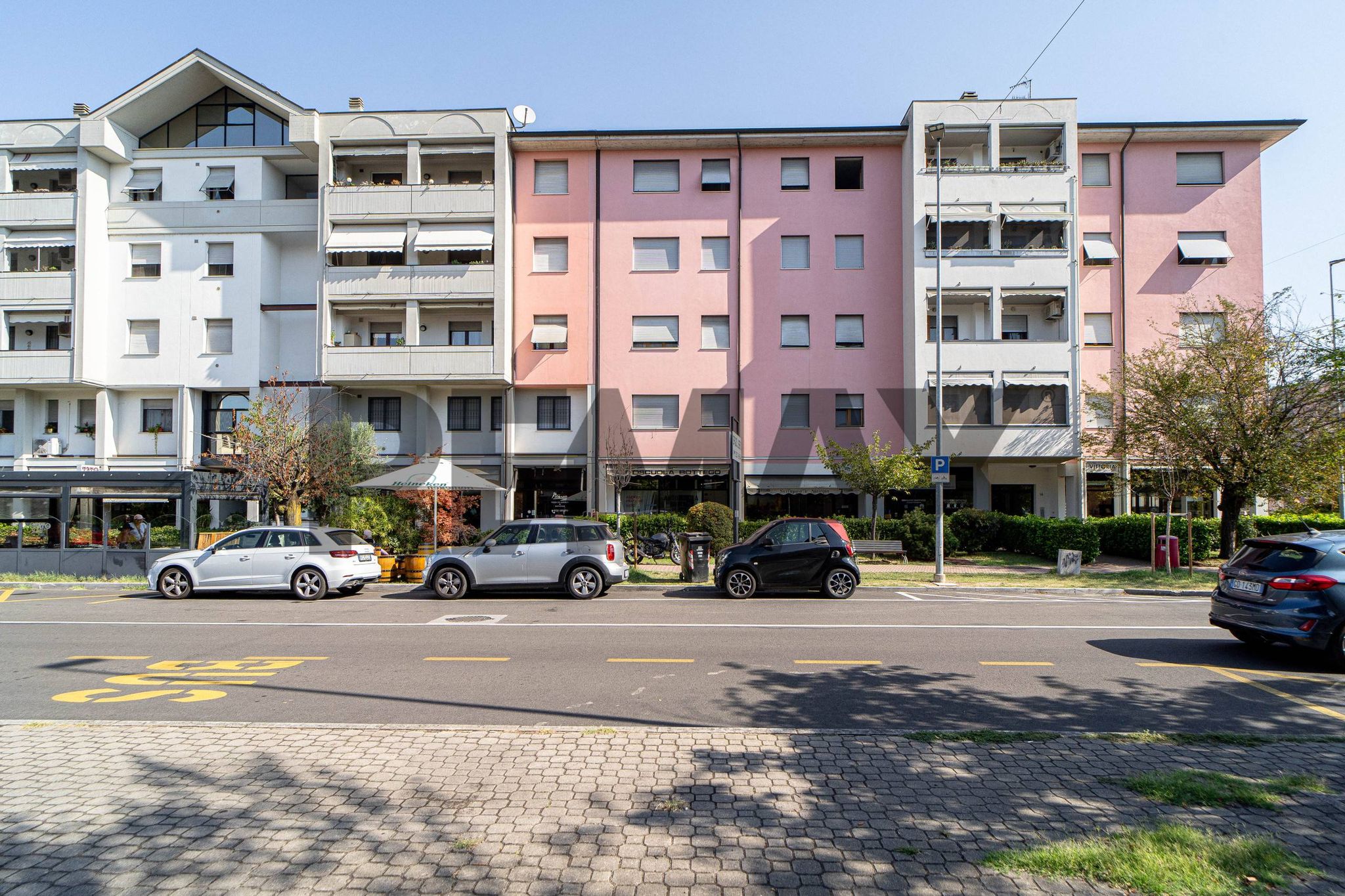 Edificio all'aperto