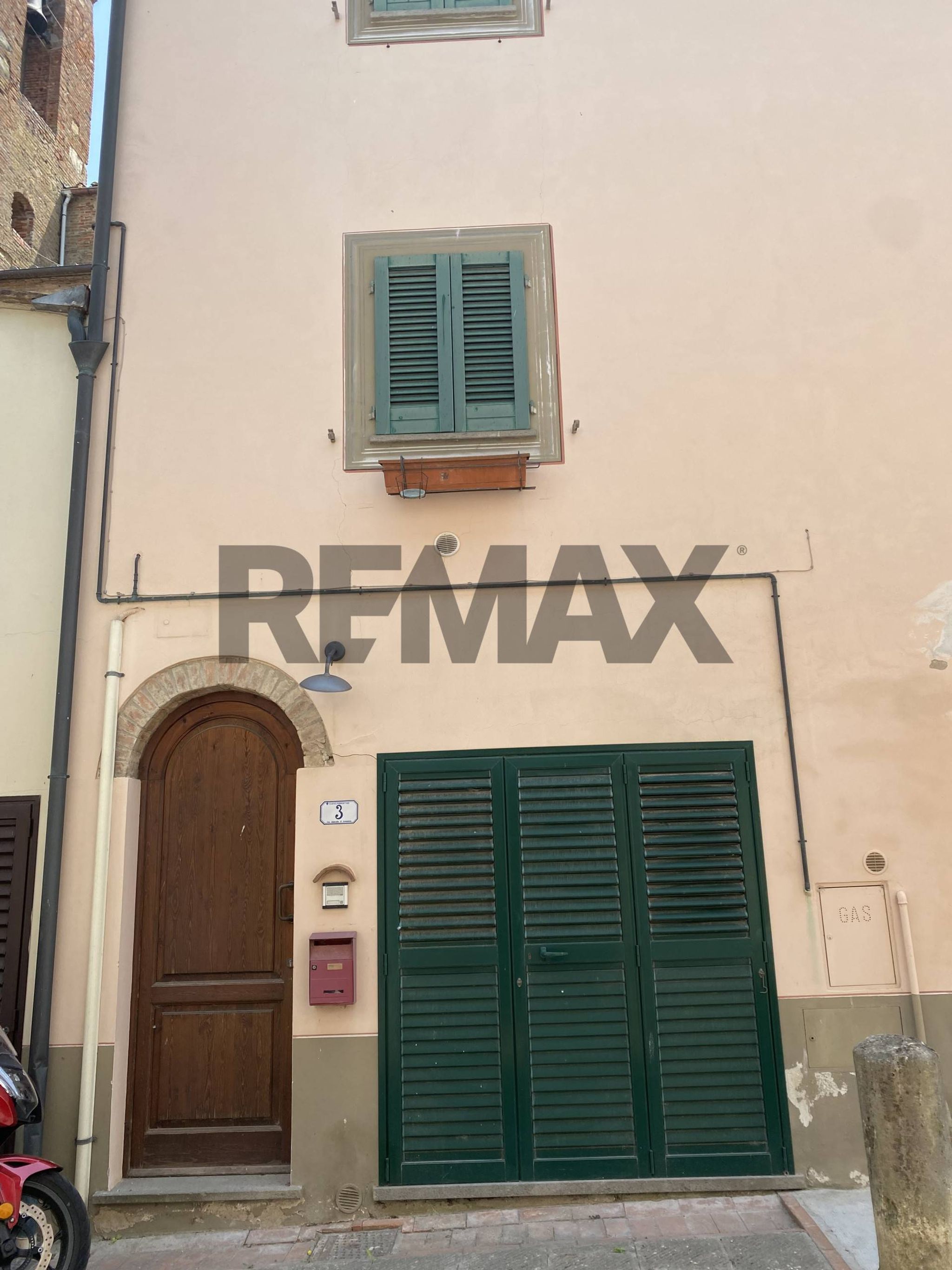 Edificio all'aperto