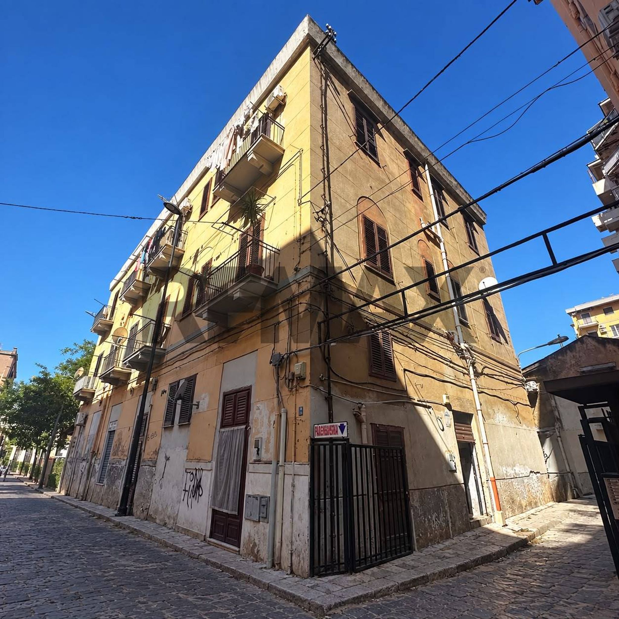 Edificio all'aperto