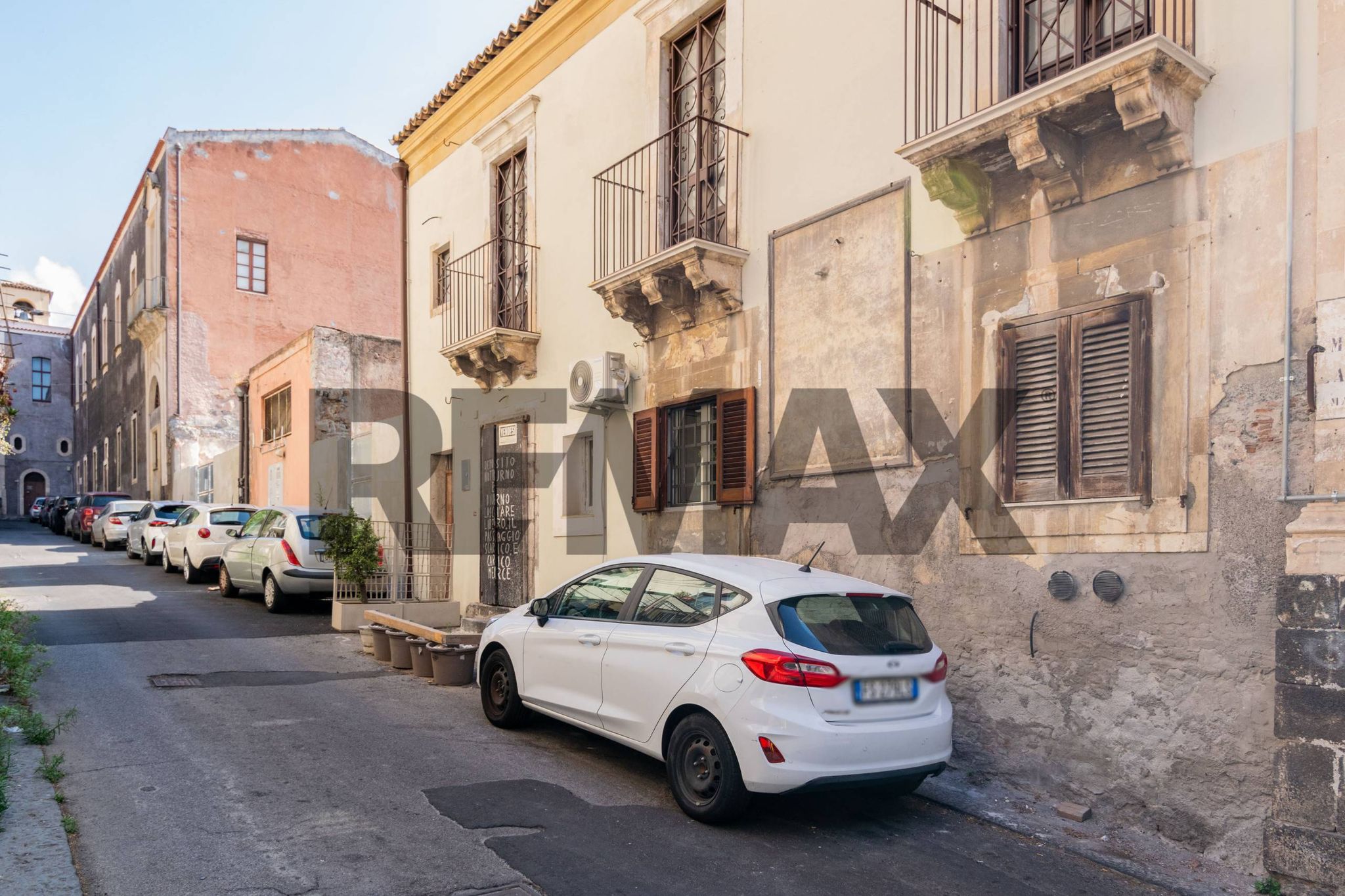 Edificio all'aperto