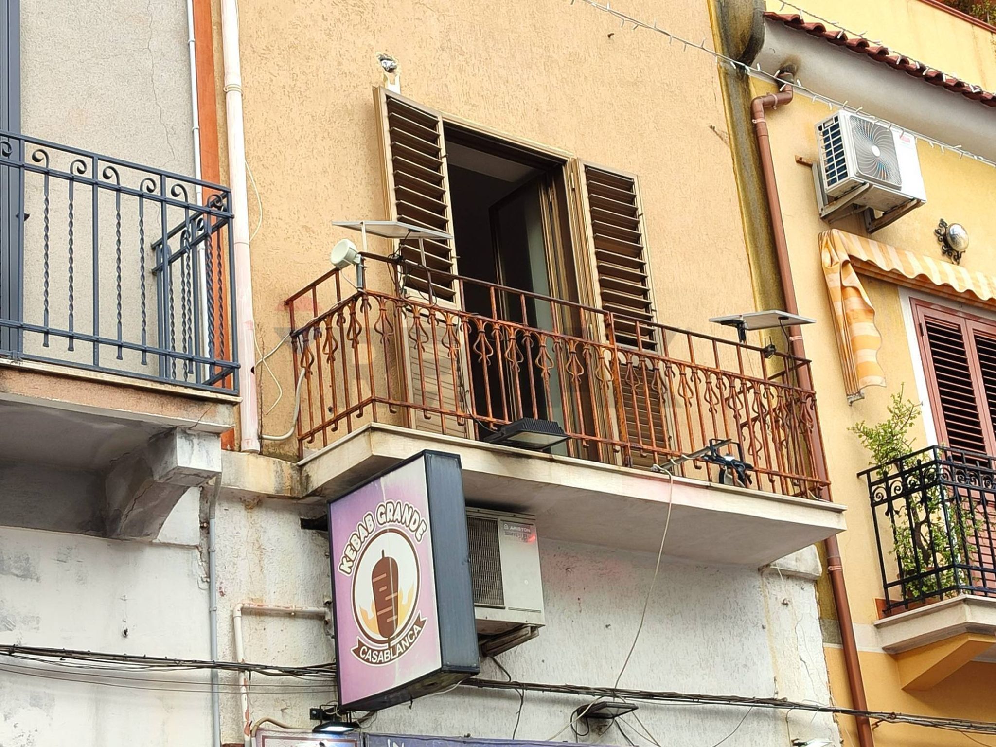 Edificio all'aperto