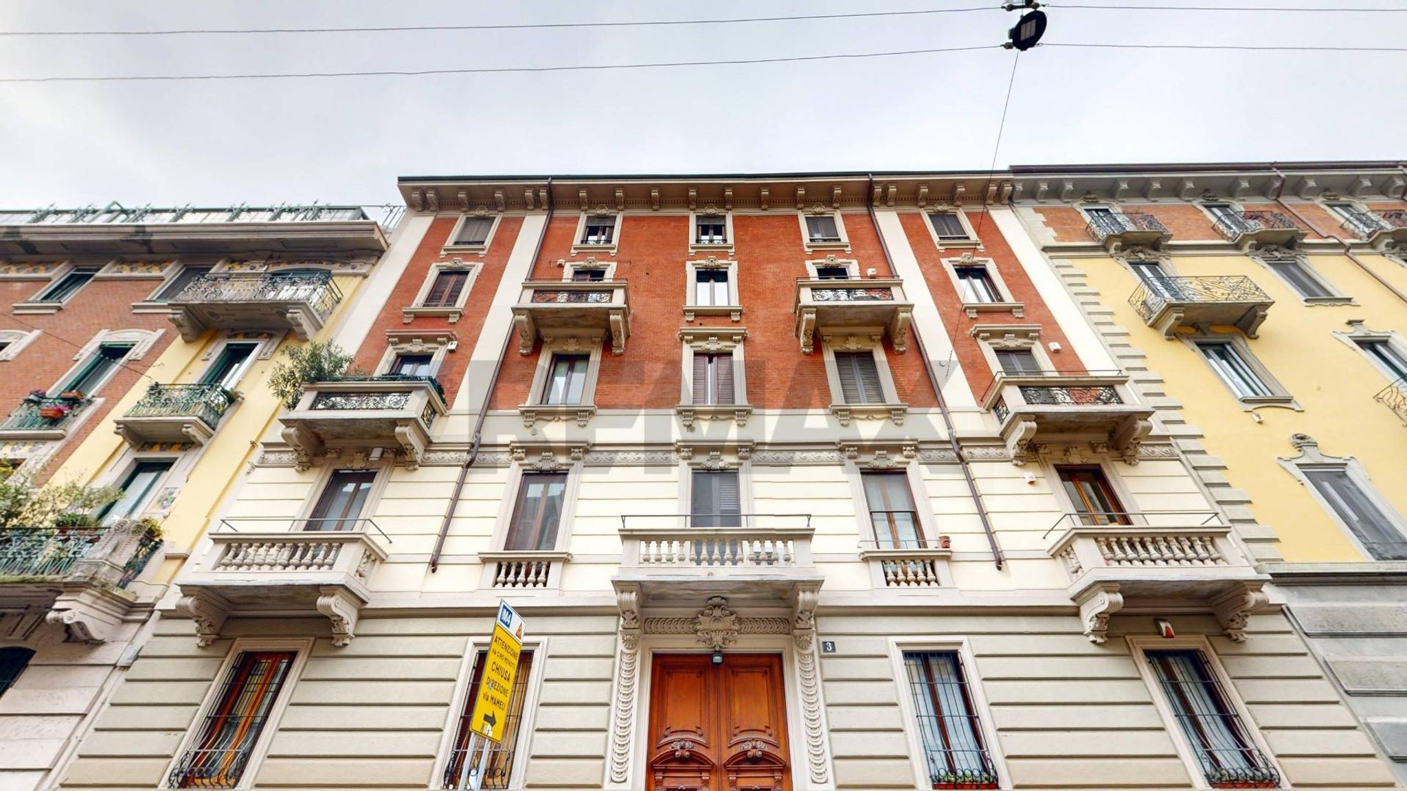Edificio all'aperto