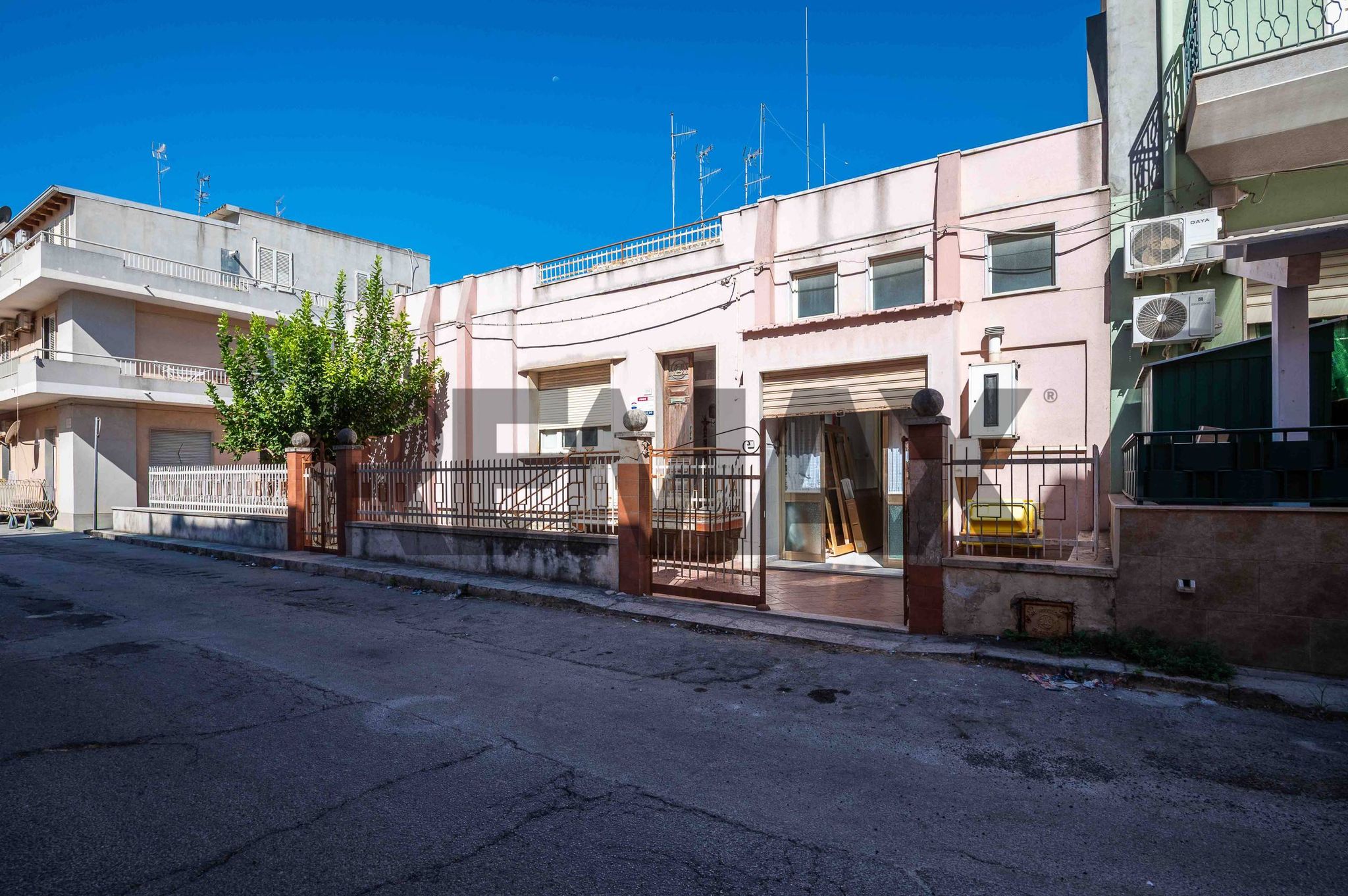 Edificio all'aperto