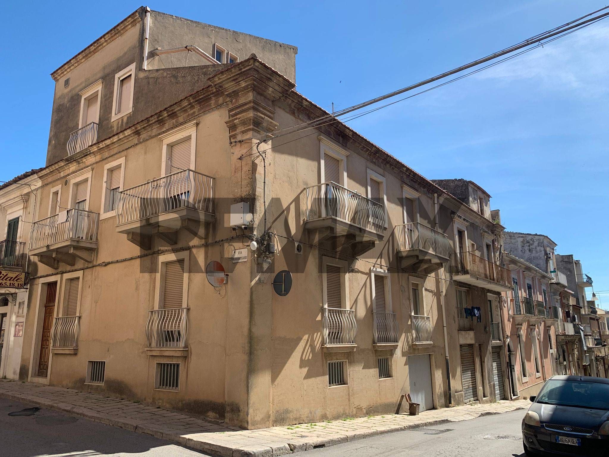 Edificio all'aperto