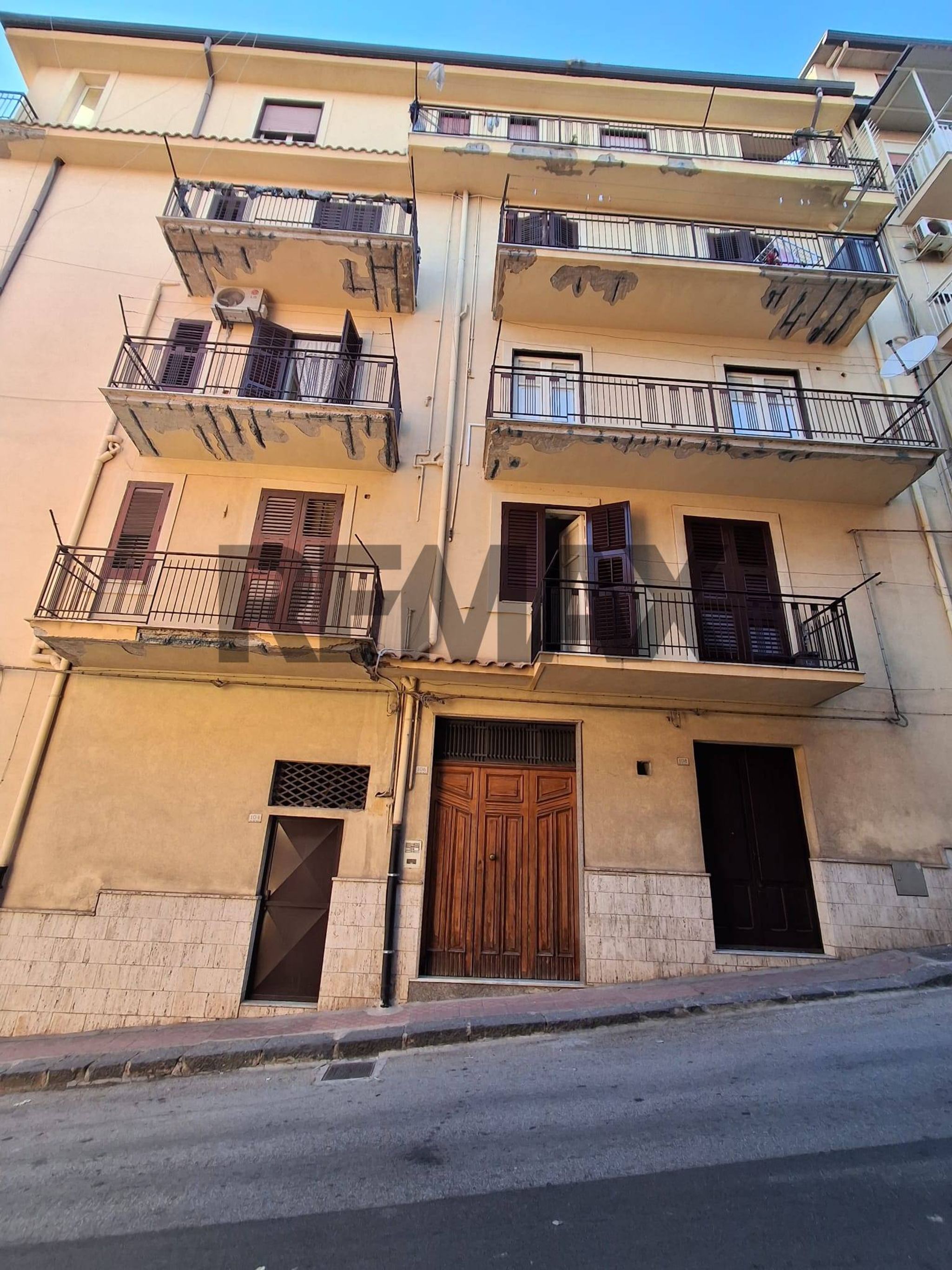 Edificio all'aperto