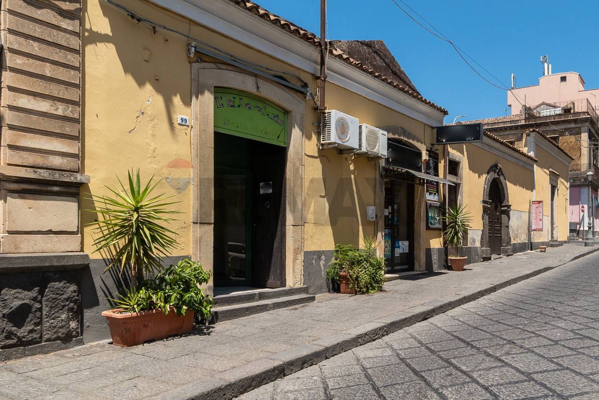 Edificio all'aperto