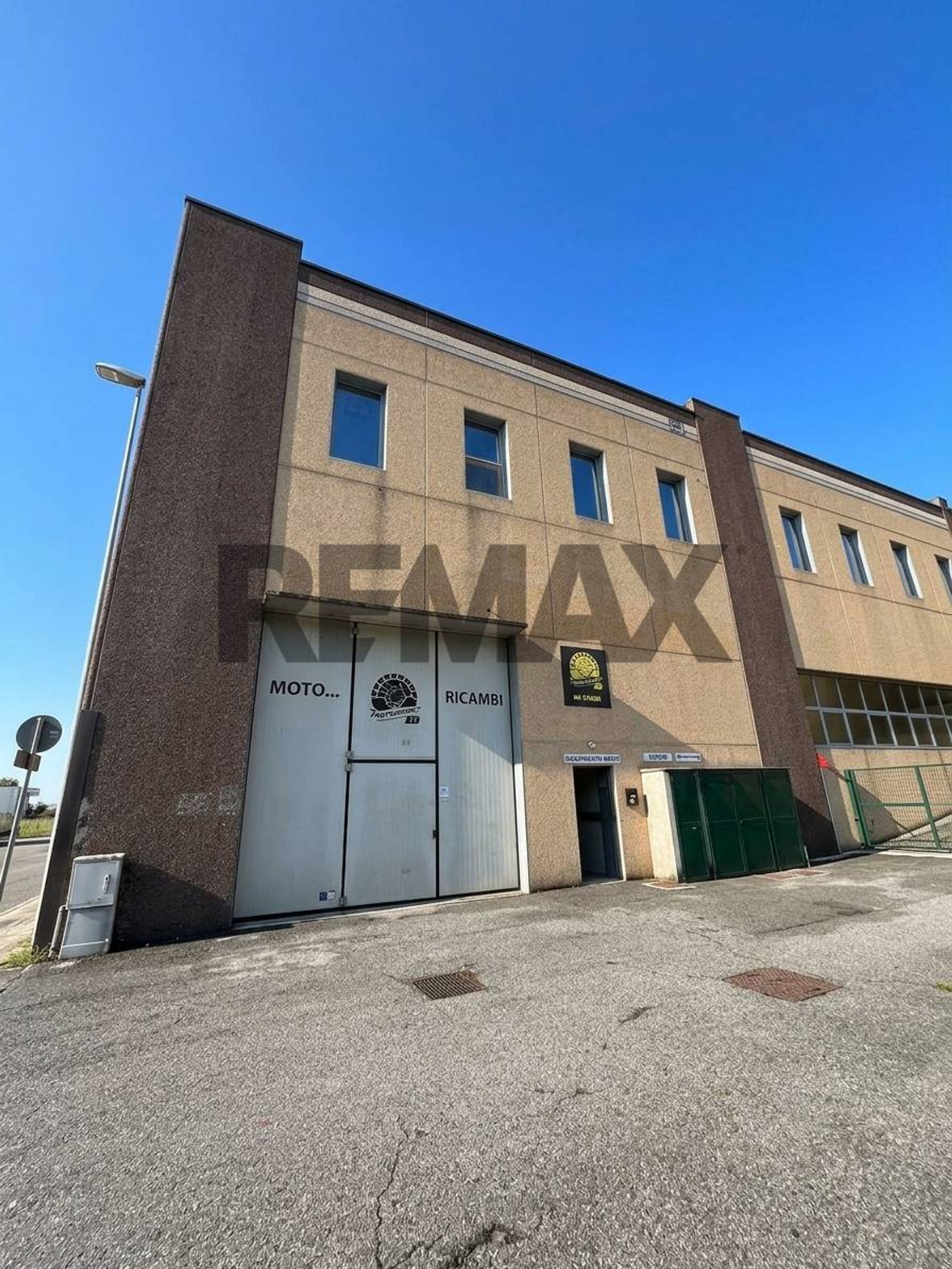 Edificio all'aperto