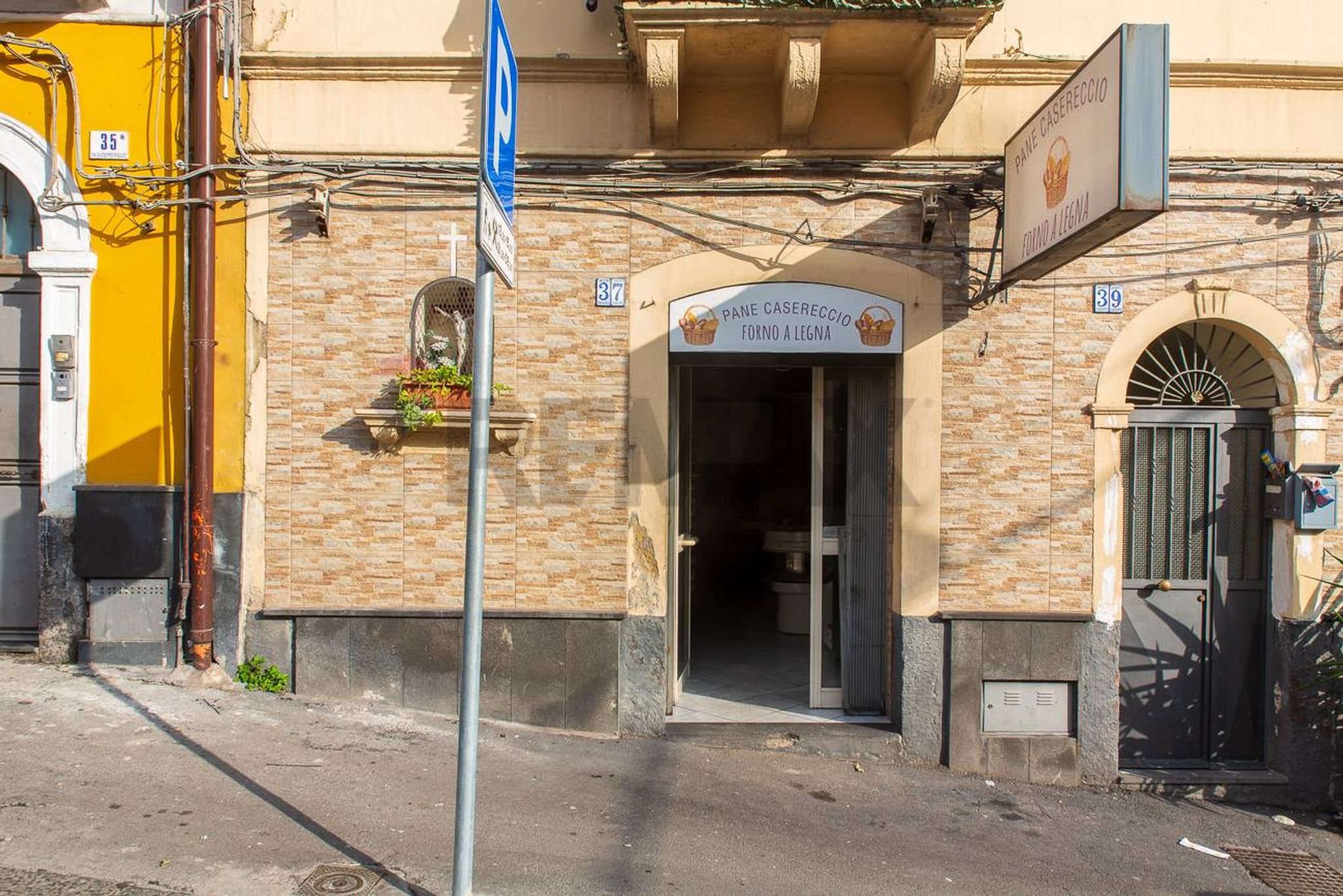 Edificio all'aperto