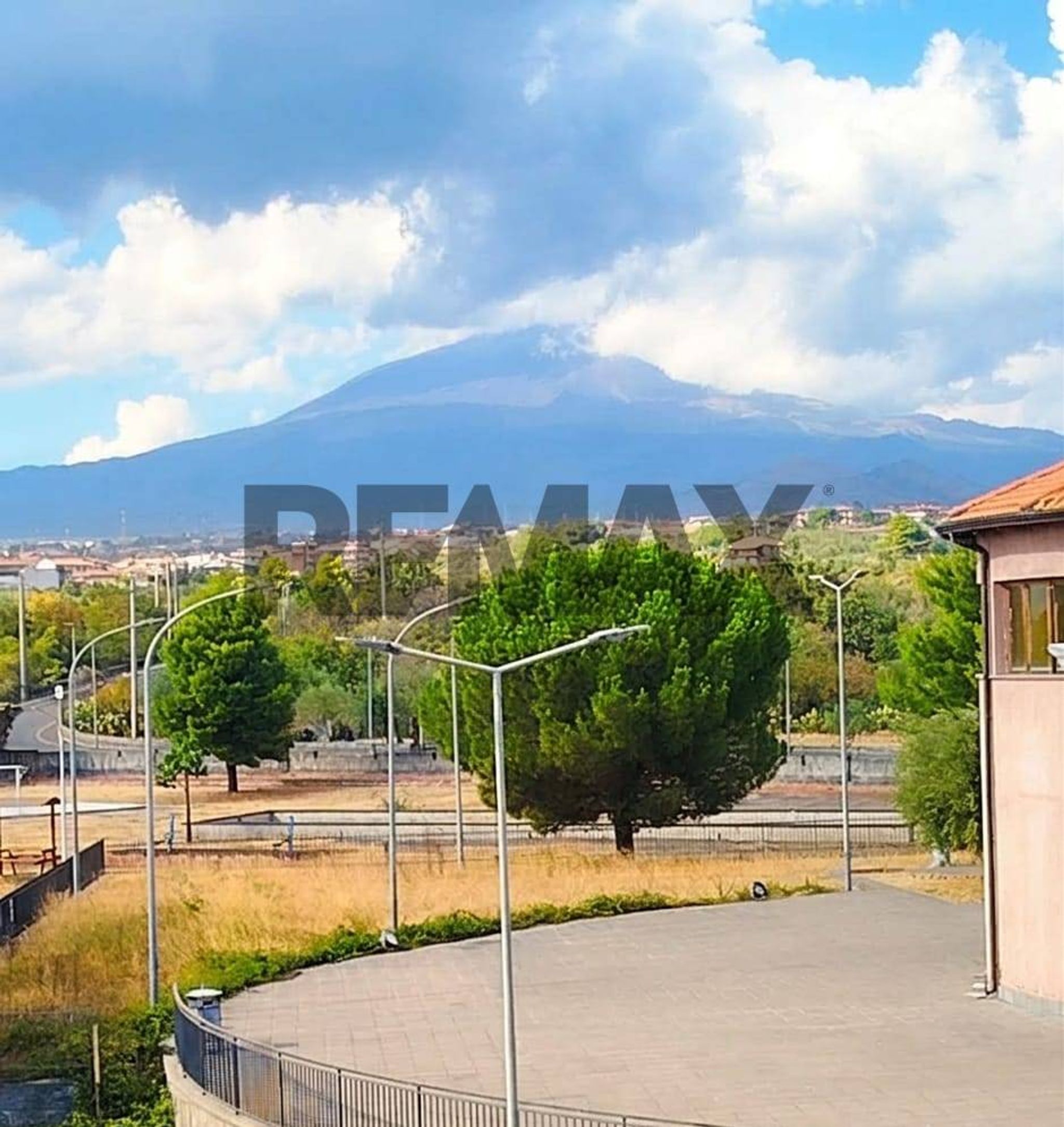 Immobile a Camporotondo Etneo