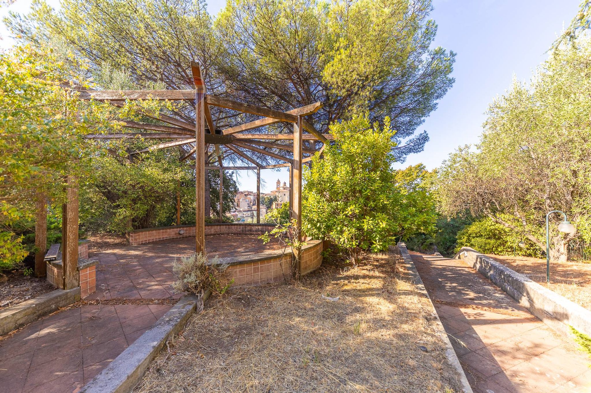 Property in Marino