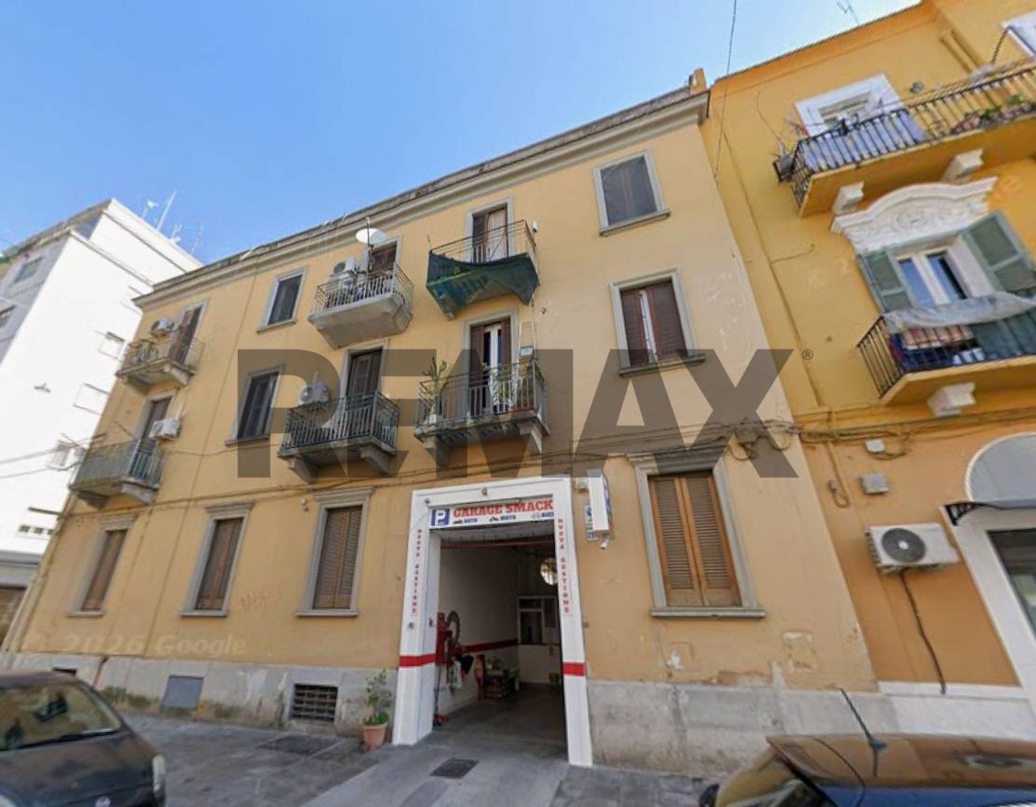Edificio all'aperto