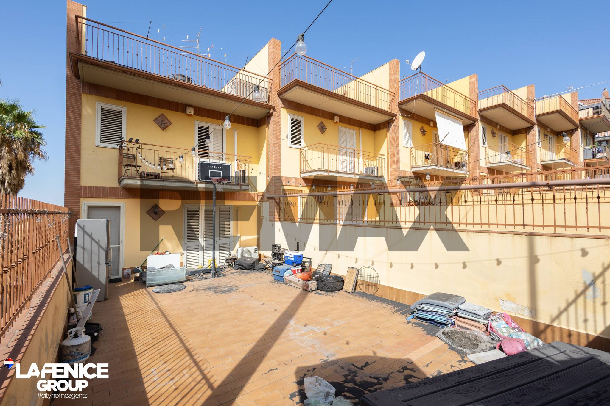 Property in Motta Sant'Anastasia