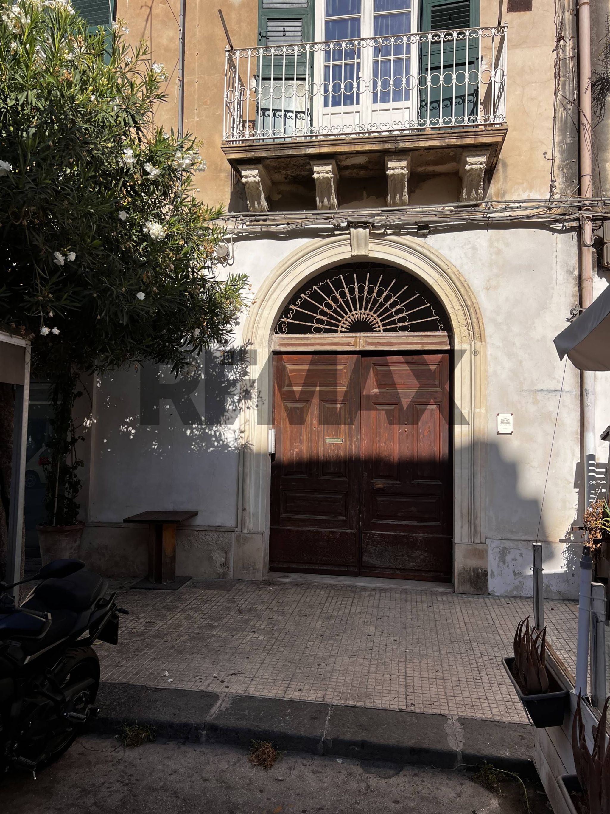 Edificio all'aperto