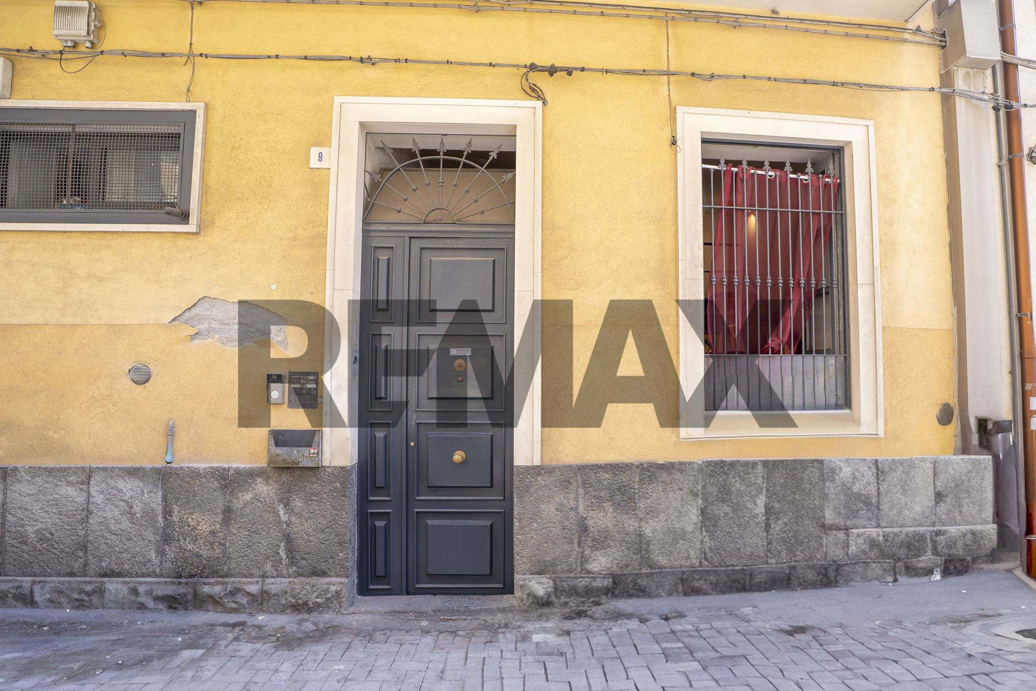 Edificio all'aperto