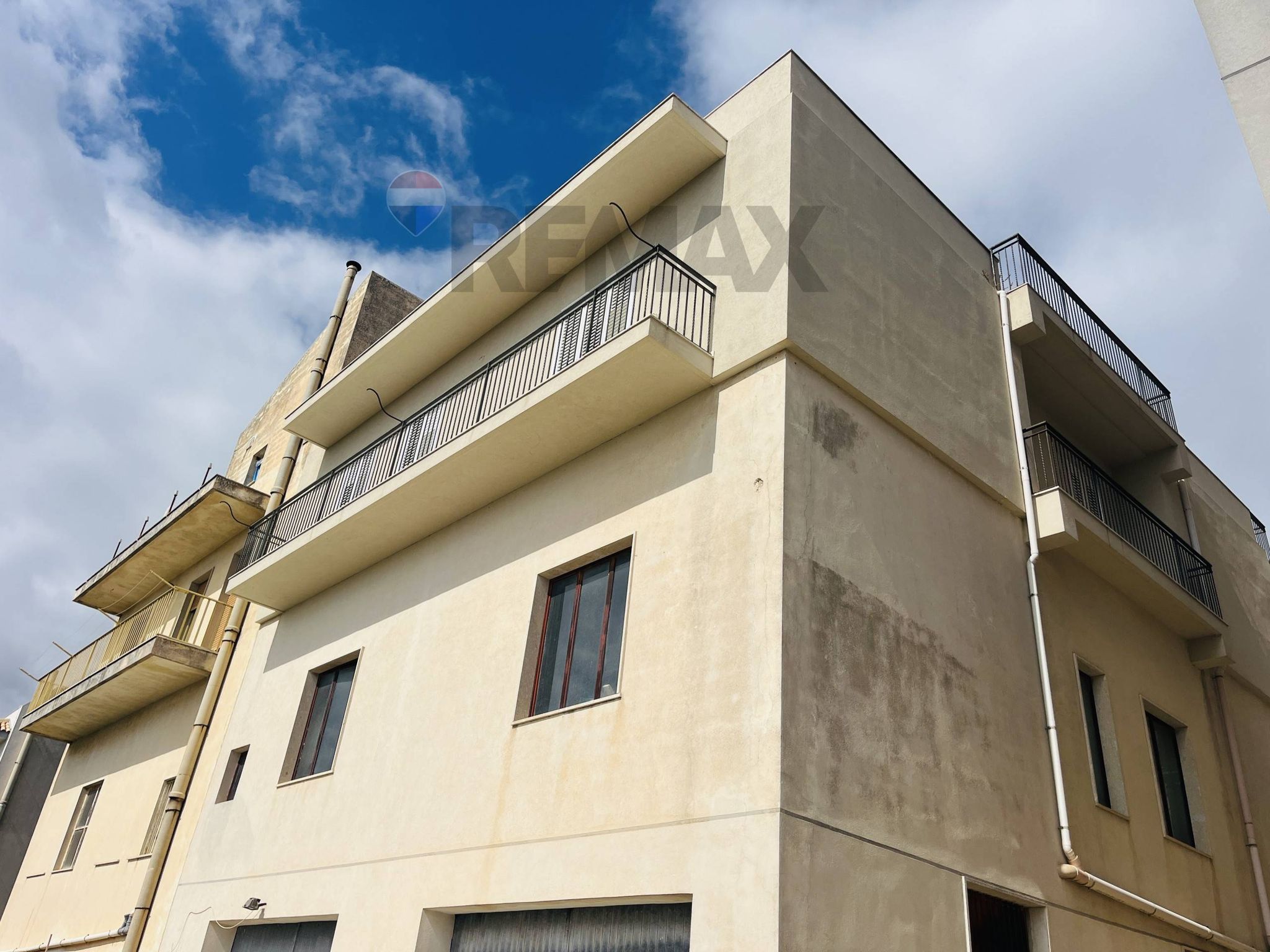 Edificio all'aperto