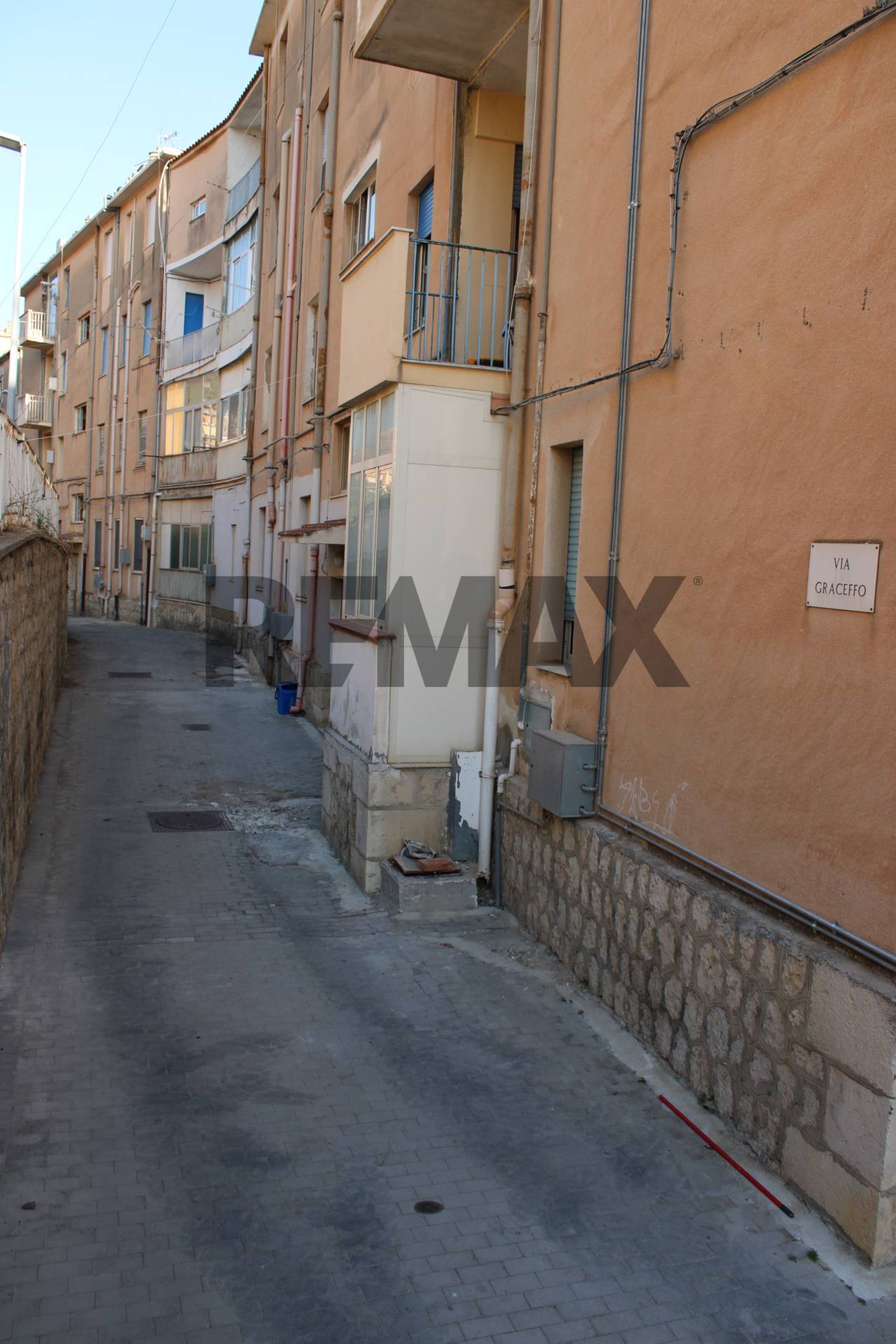 Edificio all'aperto