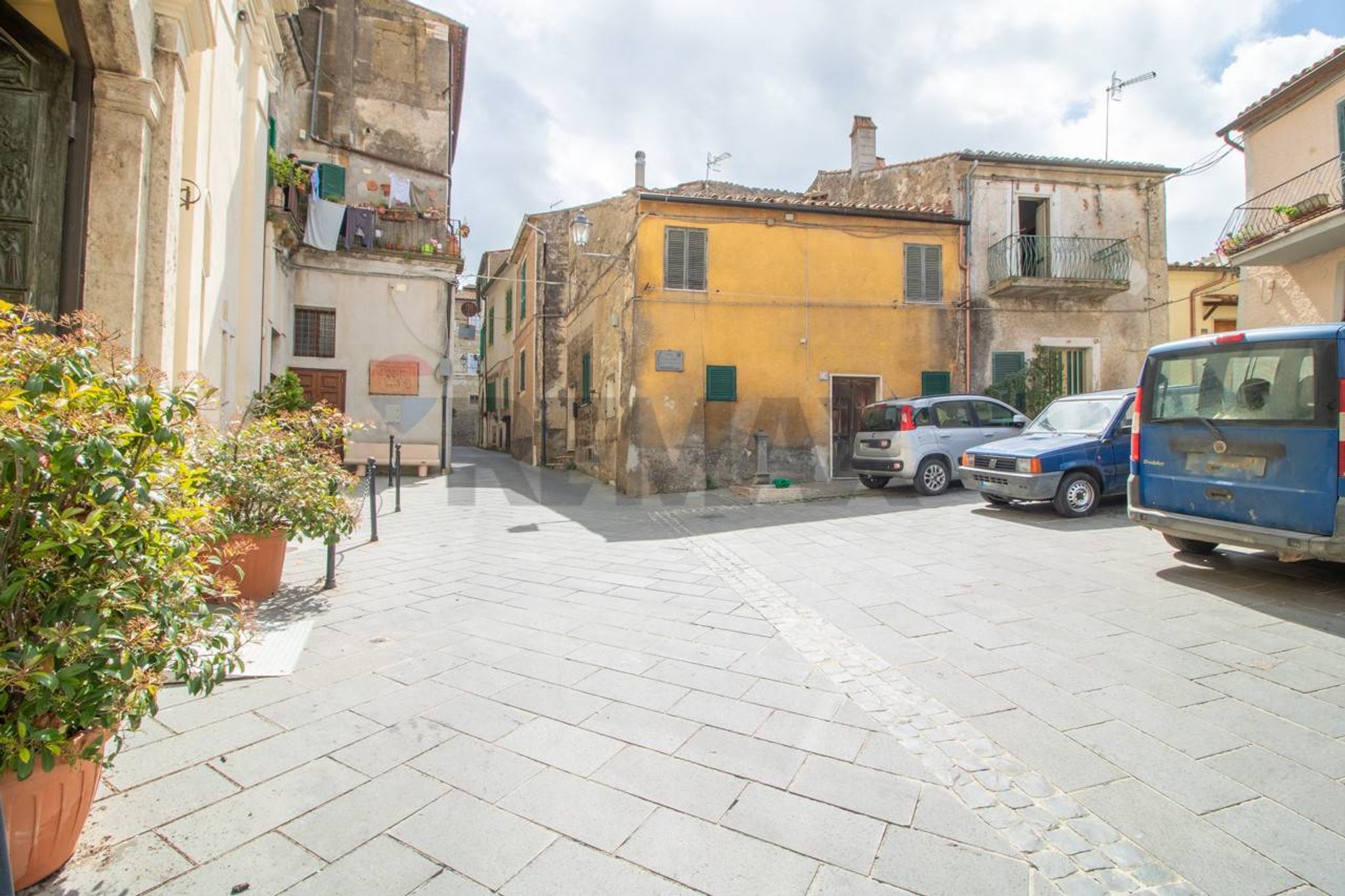Edificio all'aperto