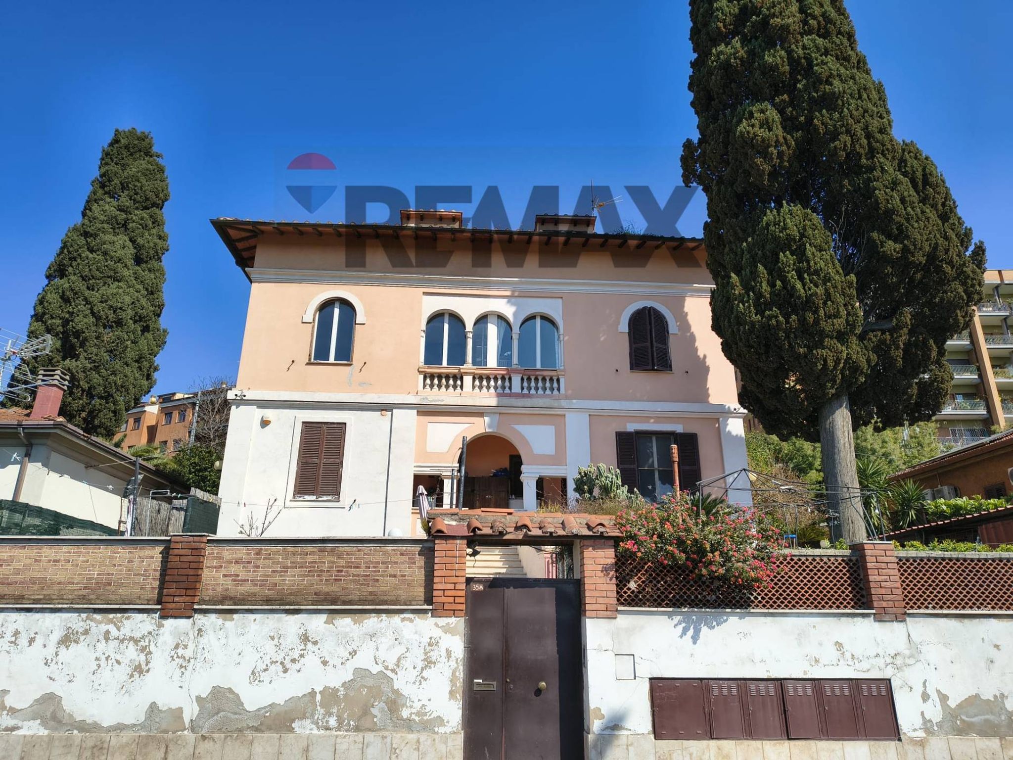 Property in Roma