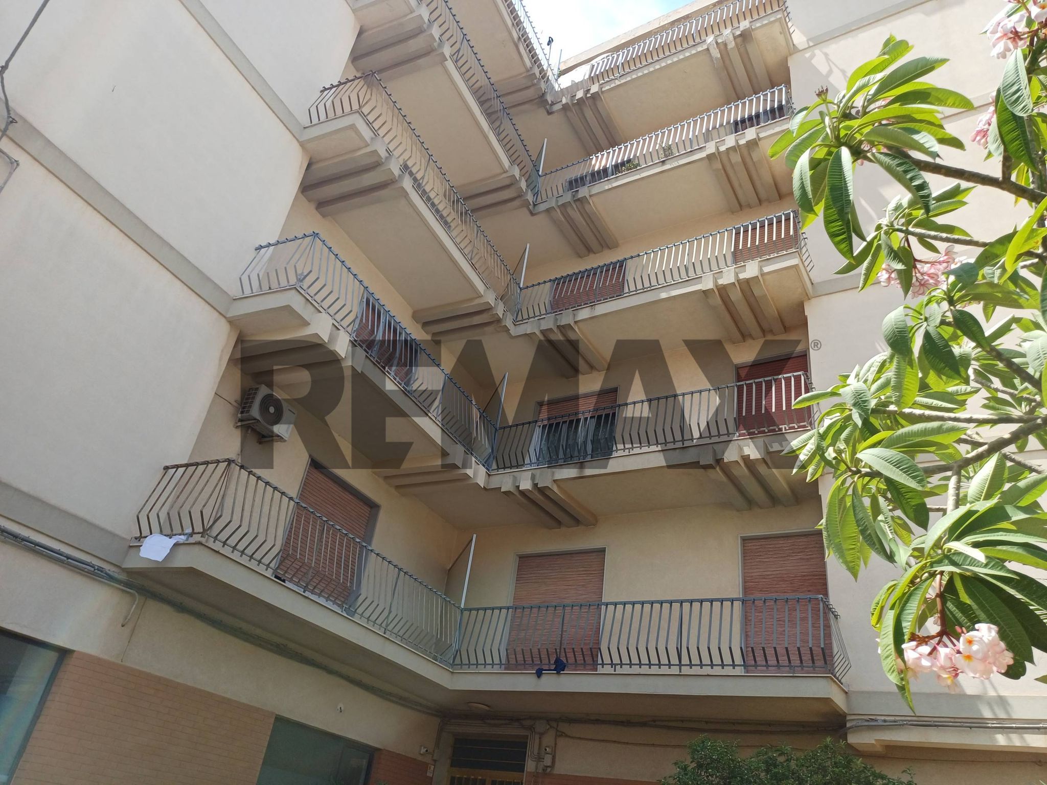 Edificio all'aperto