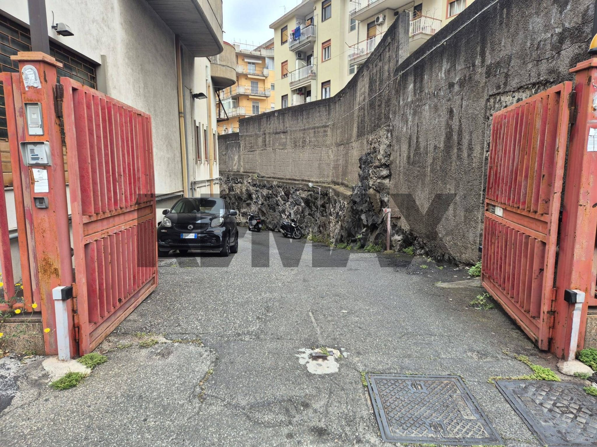 Edificio all'aperto