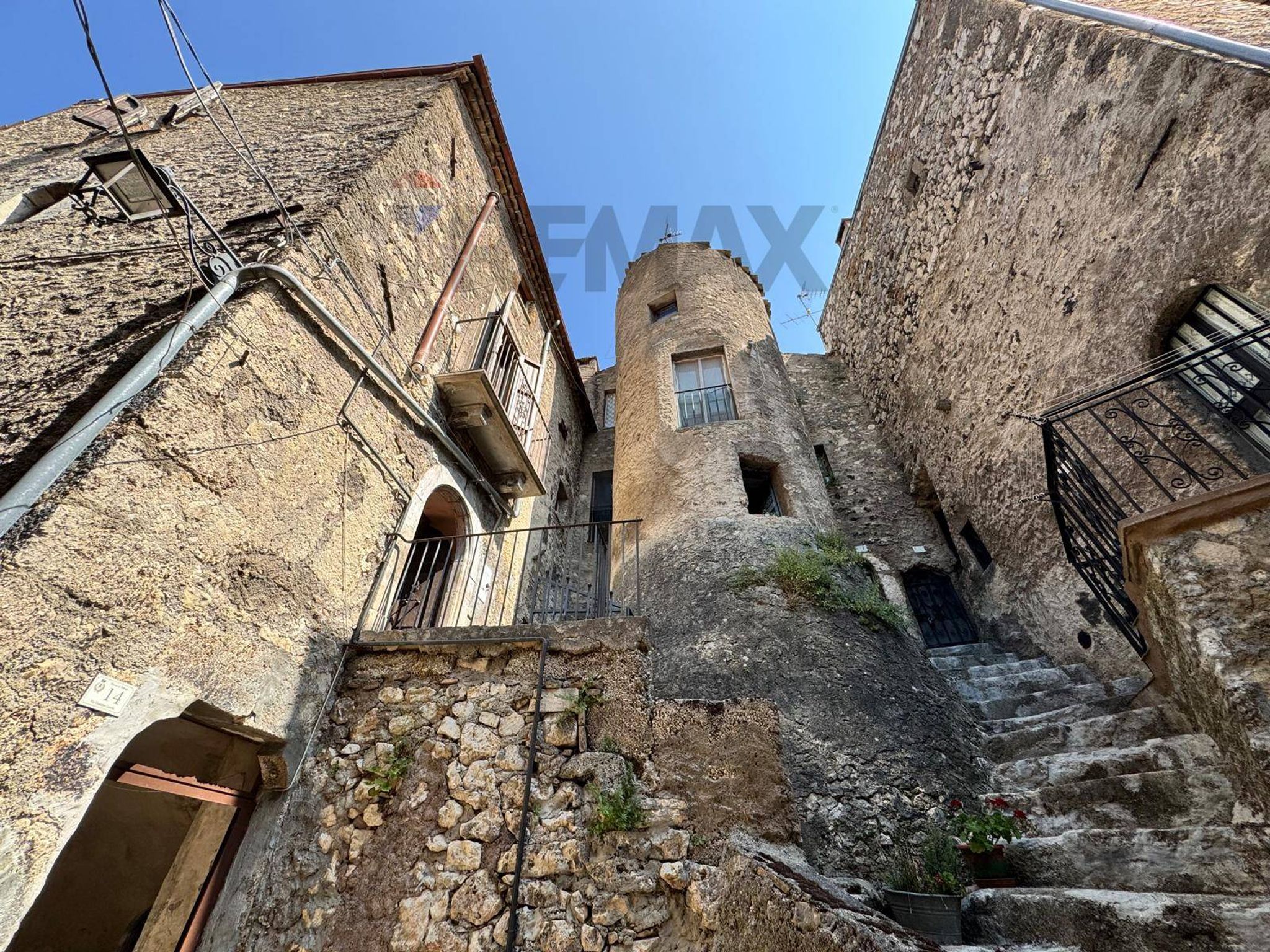 Edificio all'aperto