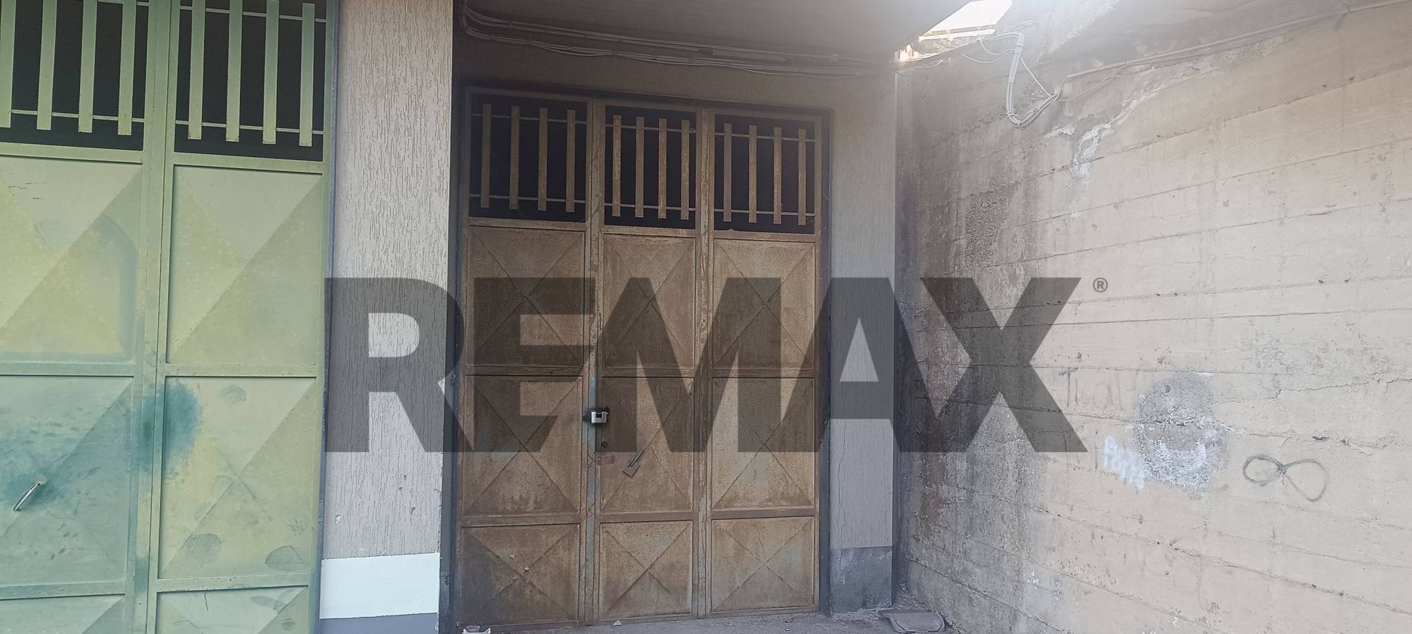 Property in Aci Catena