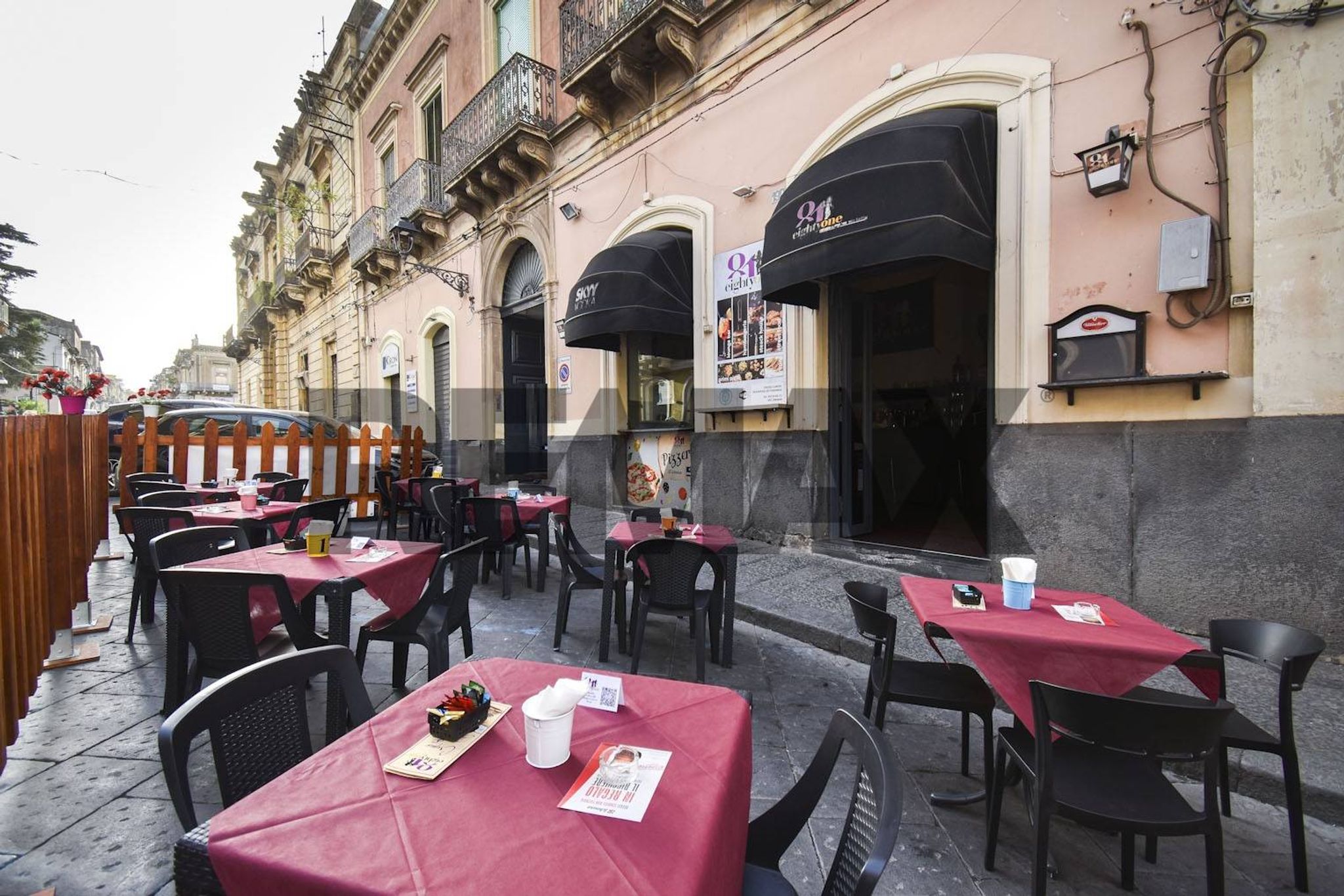 Edificio all'aperto