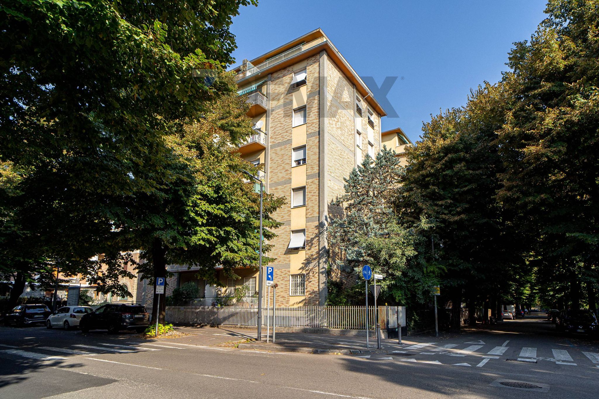 Edificio all'aperto