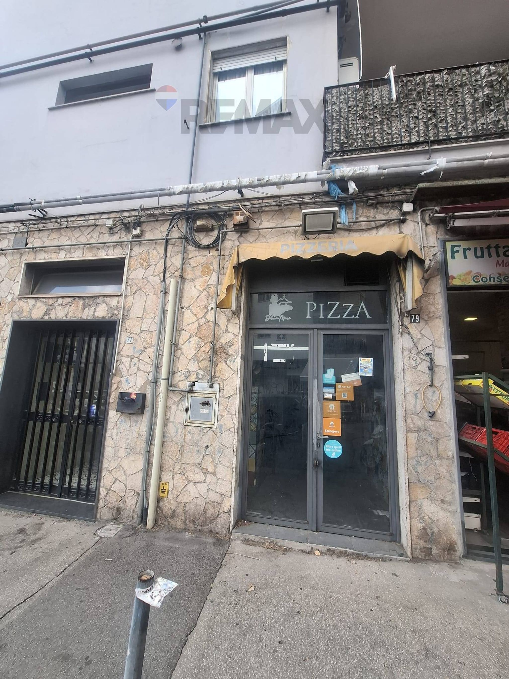 Edificio all'aperto