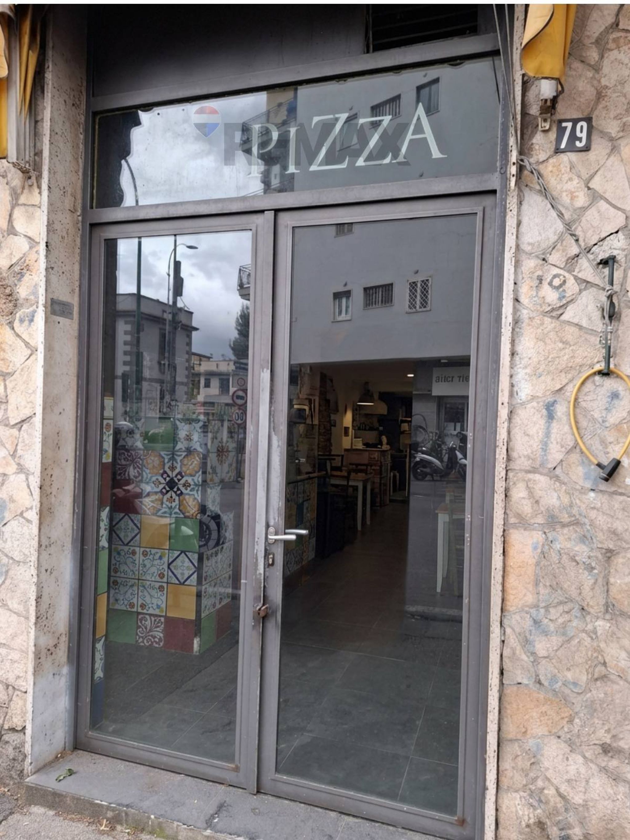 Edificio all'aperto