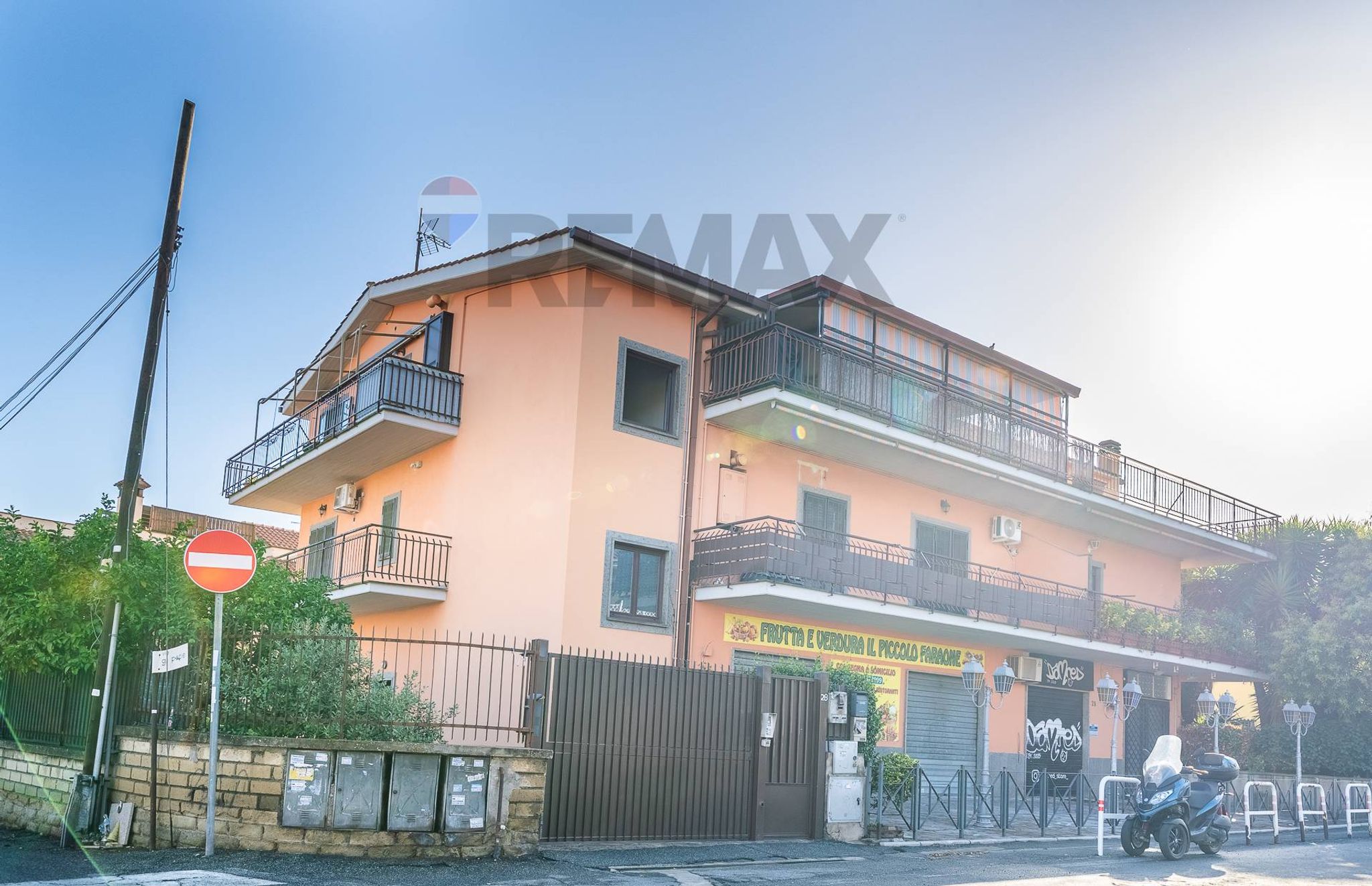 Edificio all'aperto