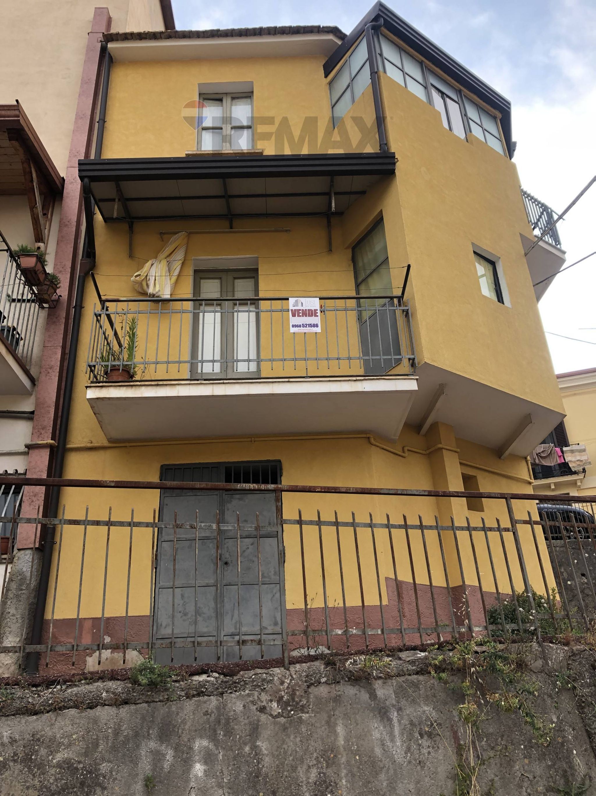 Edificio all'aperto