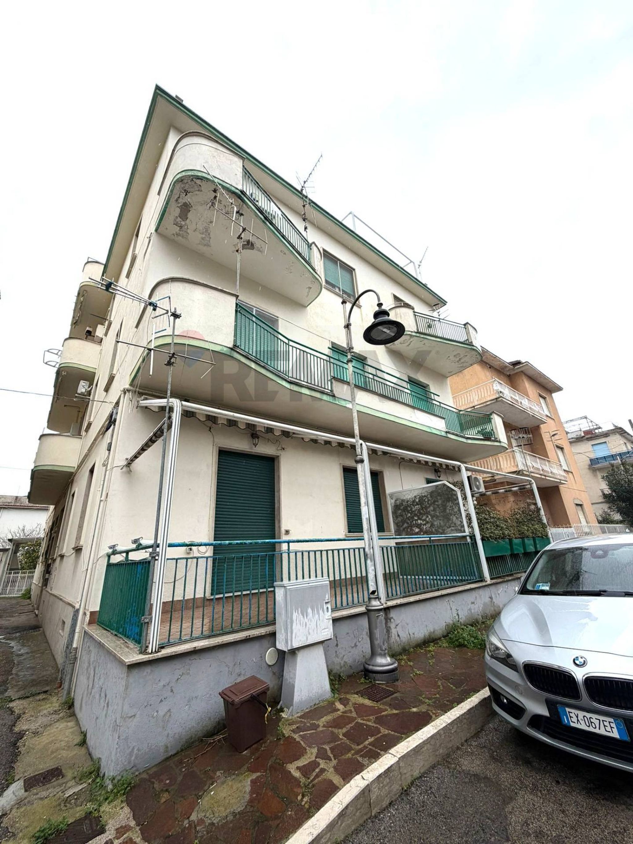 Edificio all'aperto
